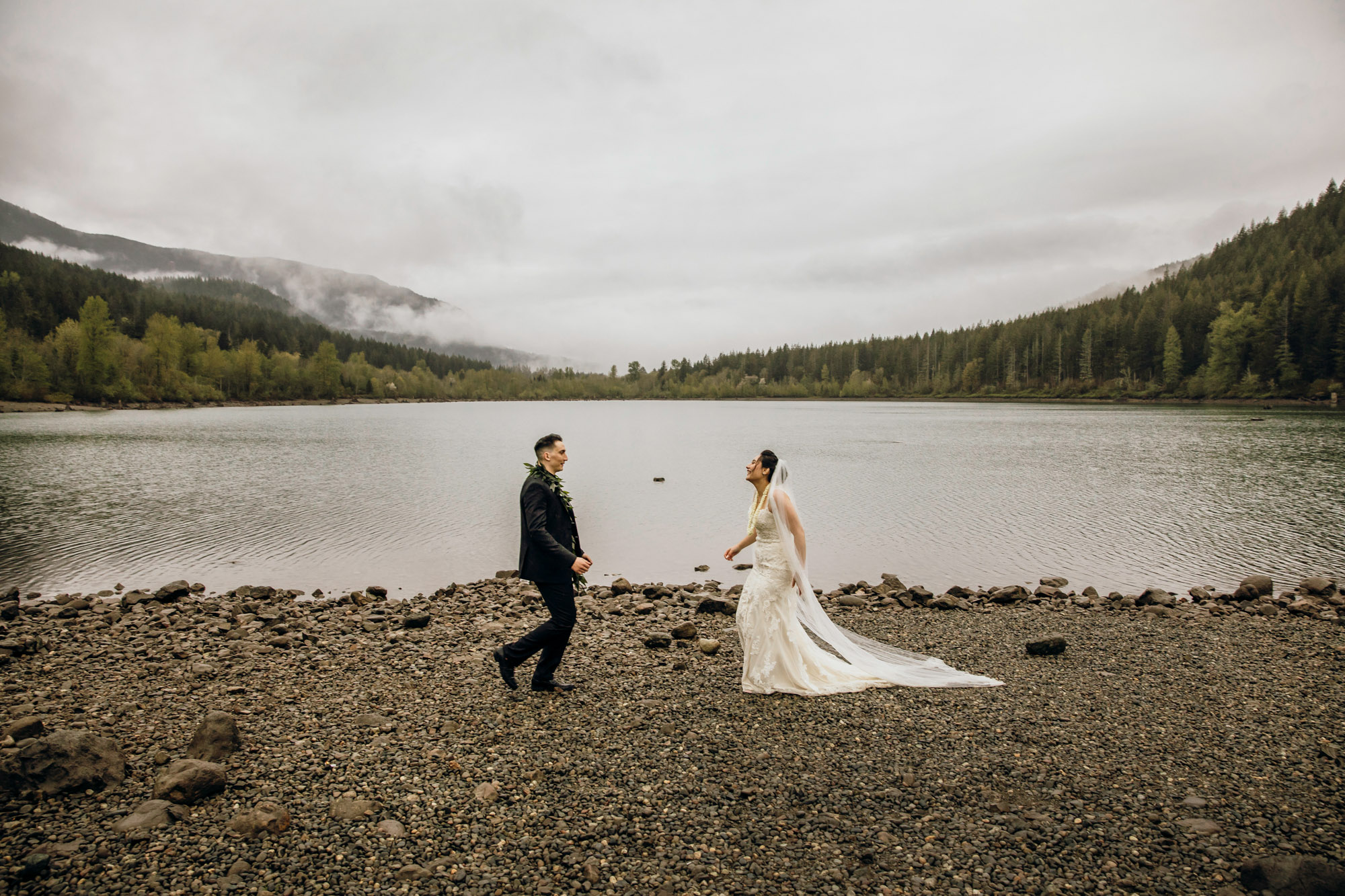 North Bend wedding by Snoqualmie wedding photographer James Thomas Long Photography