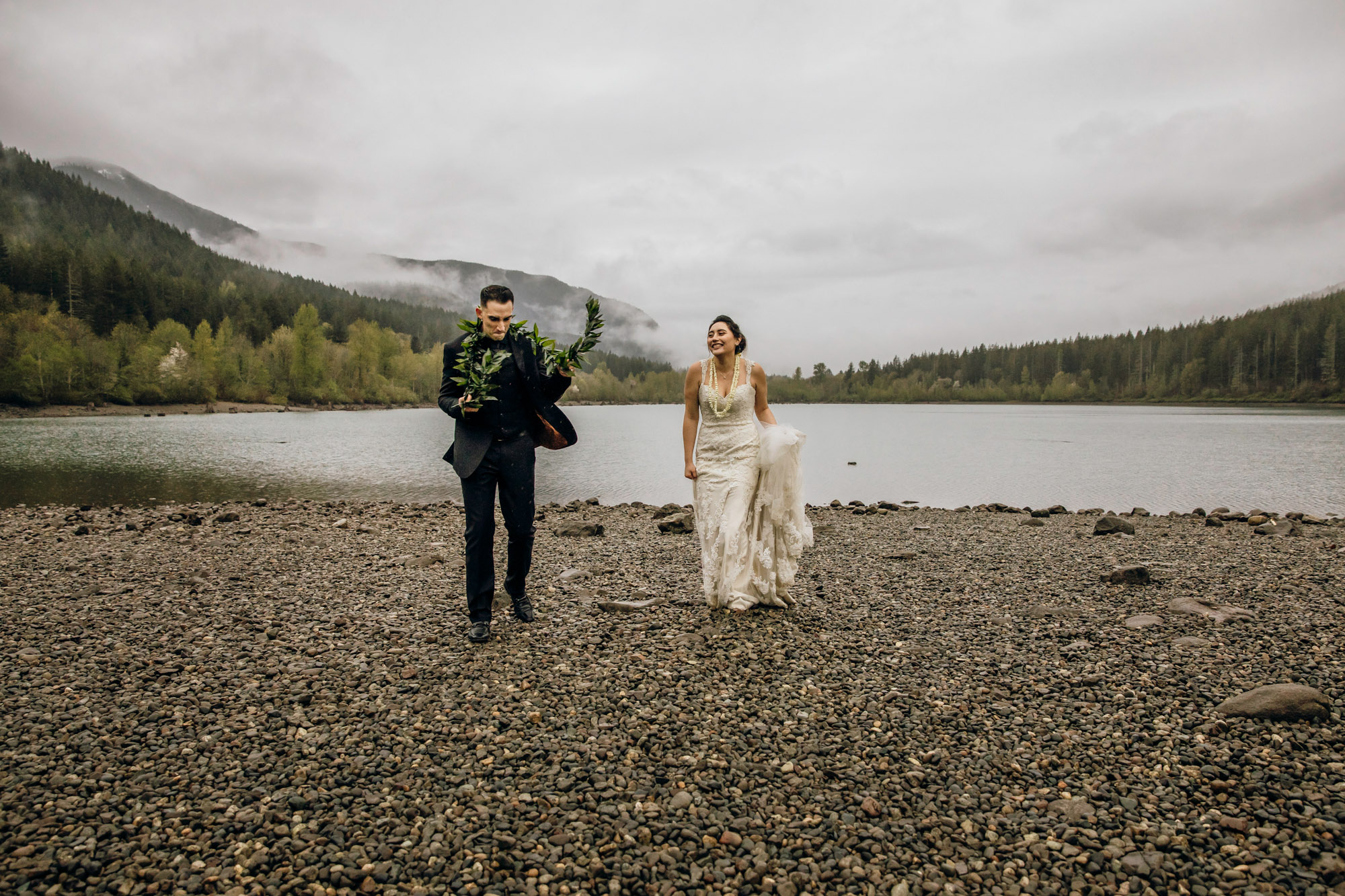 North Bend wedding by Snoqualmie wedding photographer James Thomas Long Photography