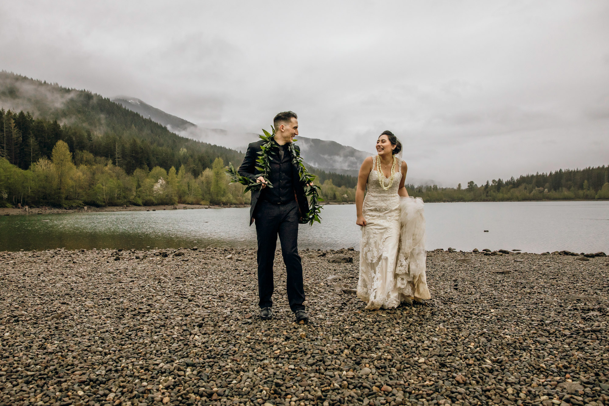 North Bend wedding by Snoqualmie wedding photographer James Thomas Long Photography