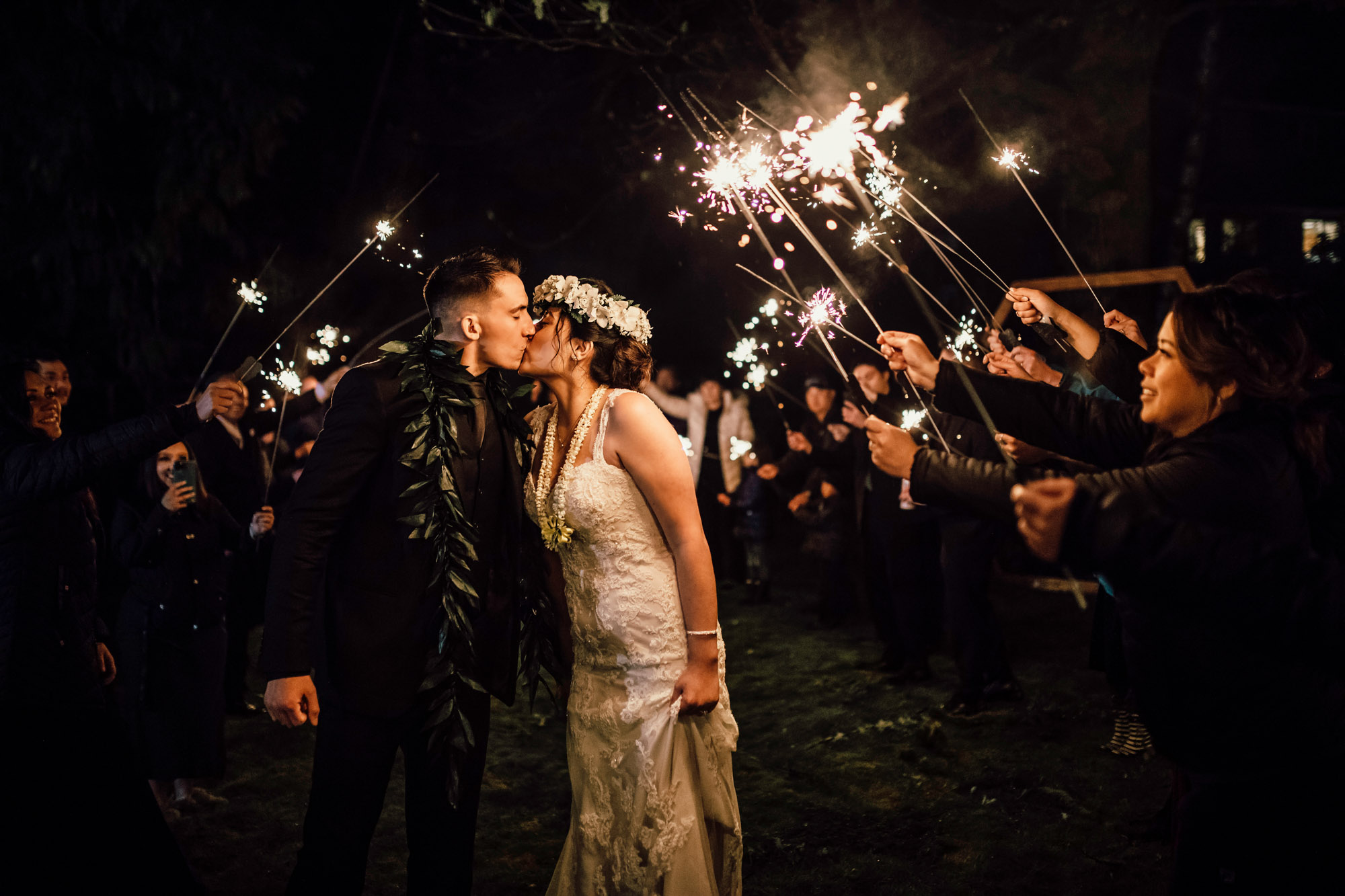 North Bend wedding by Snoqualmie wedding photographer James Thomas Long Photography