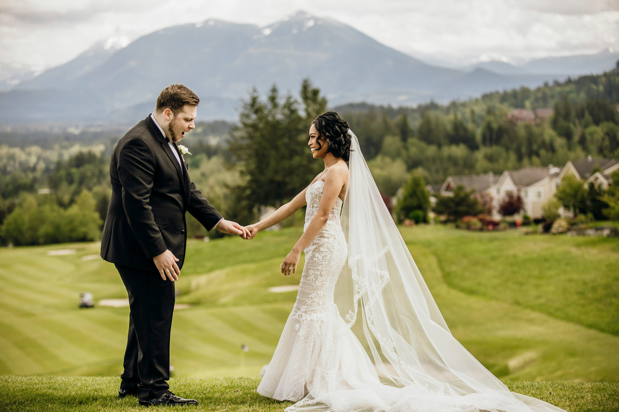 The Club at Snoqualmie Ridge wedding by Snoqualmie Wedding Photographer James Thomas Long Photography