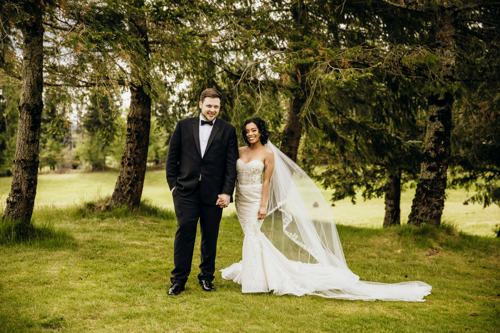 The Club at Snoqualmie Ridge wedding by Snoqualmie Wedding Photographer James Thomas Long Photography