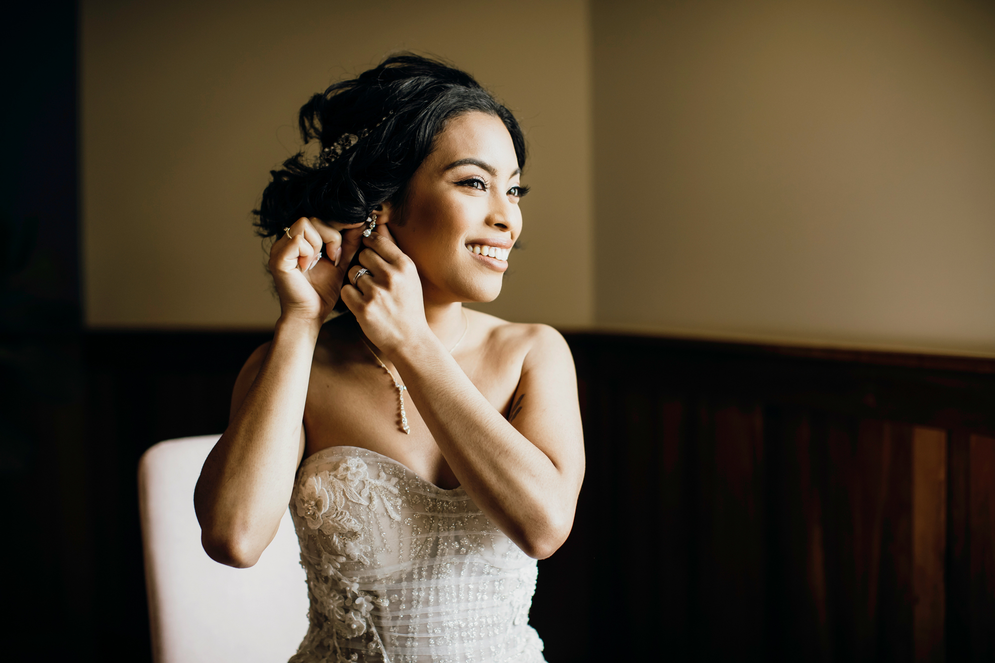 The Club at Snoqualmie Ridge wedding by Snoqualmie Wedding Photographer James Thomas Long Photography