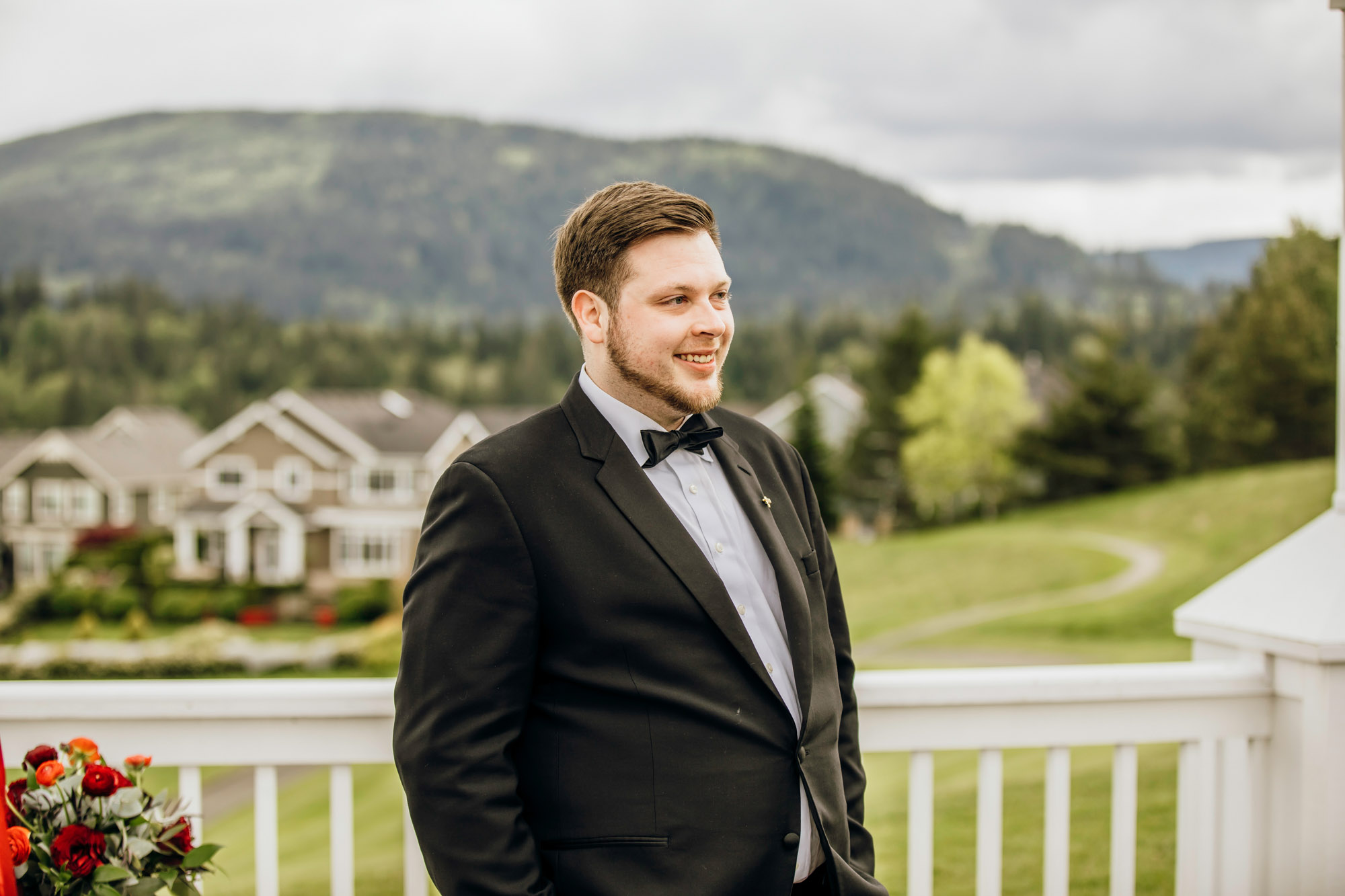 The Club at Snoqualmie Ridge wedding by Snoqualmie Wedding Photographer James Thomas Long Photography