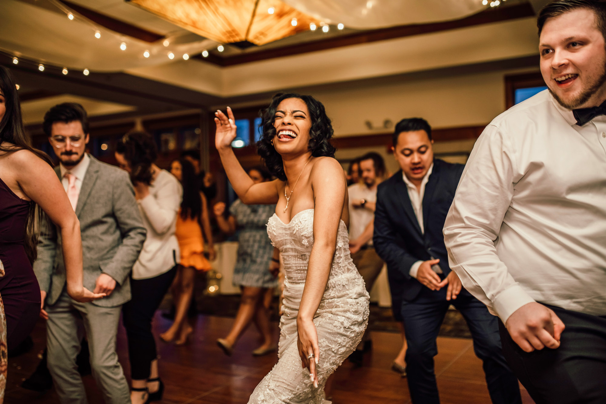 The Club at Snoqualmie Ridge wedding by Snoqualmie Wedding Photographer James Thomas Long Photography