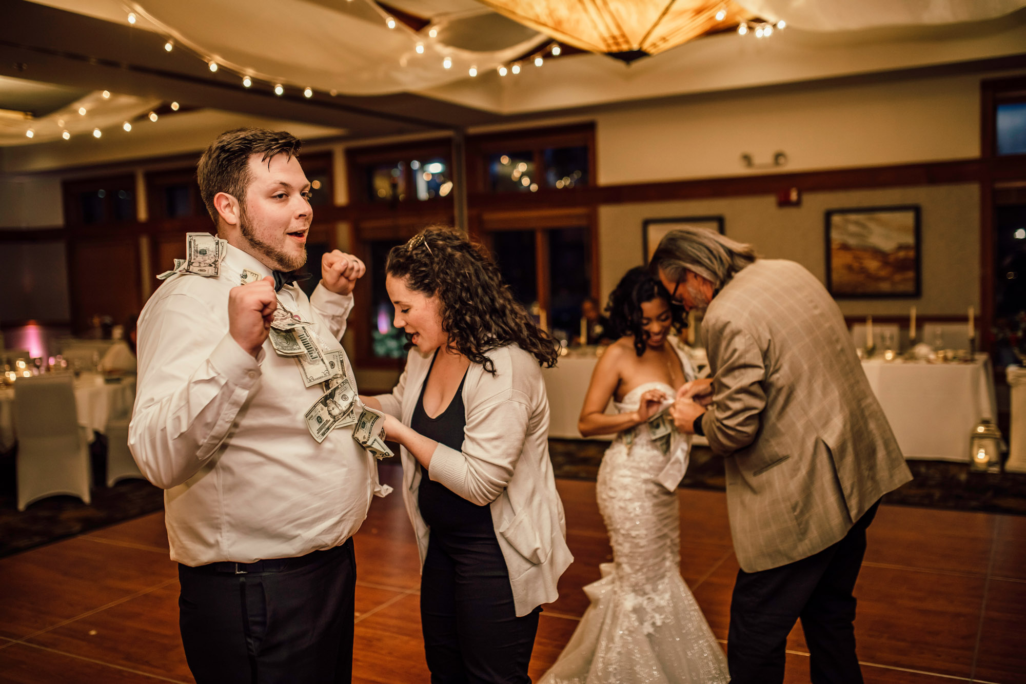 The Club at Snoqualmie Ridge wedding by Snoqualmie Wedding Photographer James Thomas Long Photography