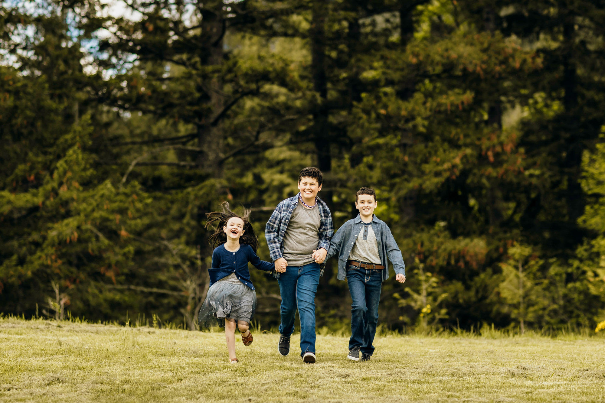 Family photography session in North Bend by Snoqualmie family photographer James Thomas Long Photography