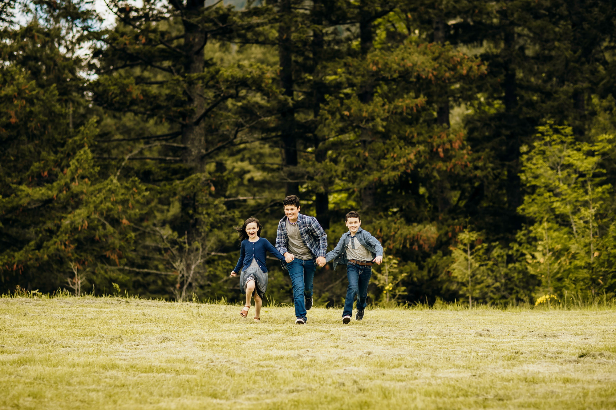 Family photography session in North Bend by Snoqualmie family photographer James Thomas Long Photography