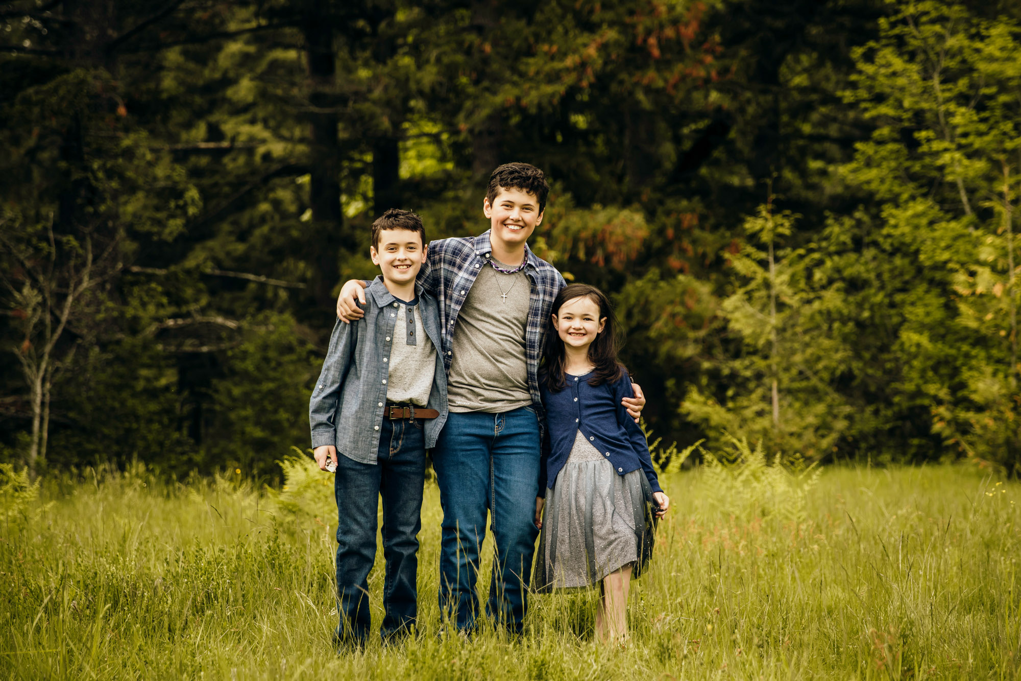 Family photography session in North Bend by Snoqualmie family photographer James Thomas Long Photography