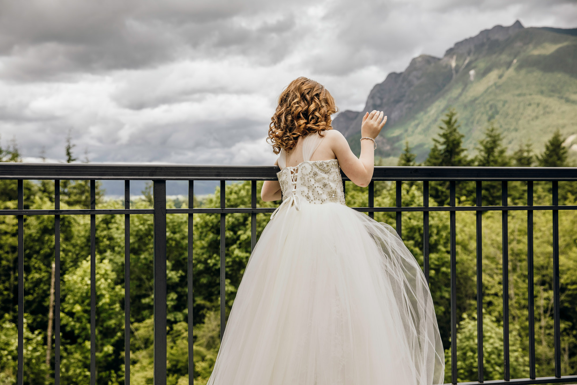 North Bend WA wedding by Snoqualmie Wedding Photographer James Thomas Long Photography