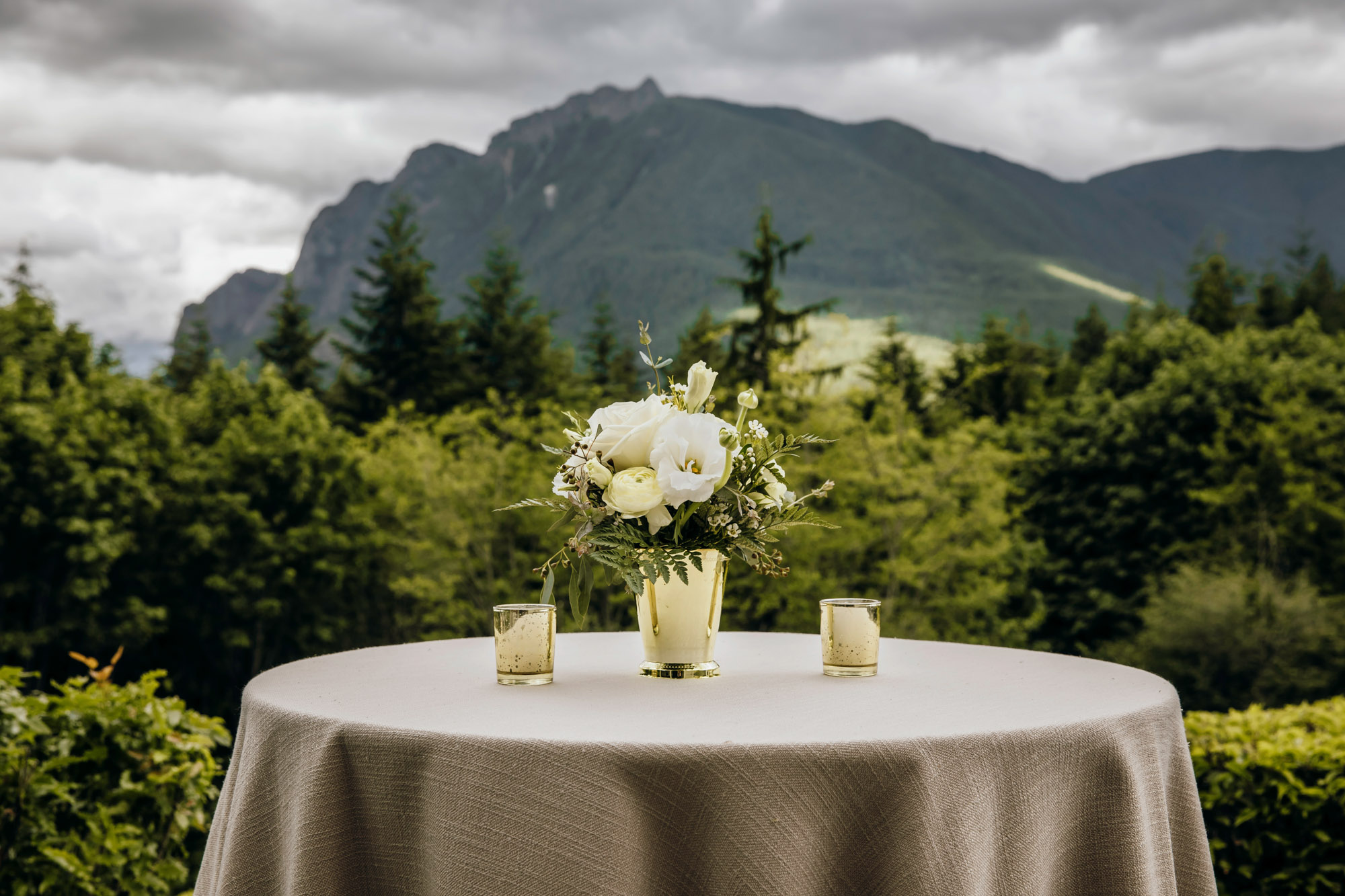 North Bend WA wedding by Snoqualmie Wedding Photographer James Thomas Long Photography