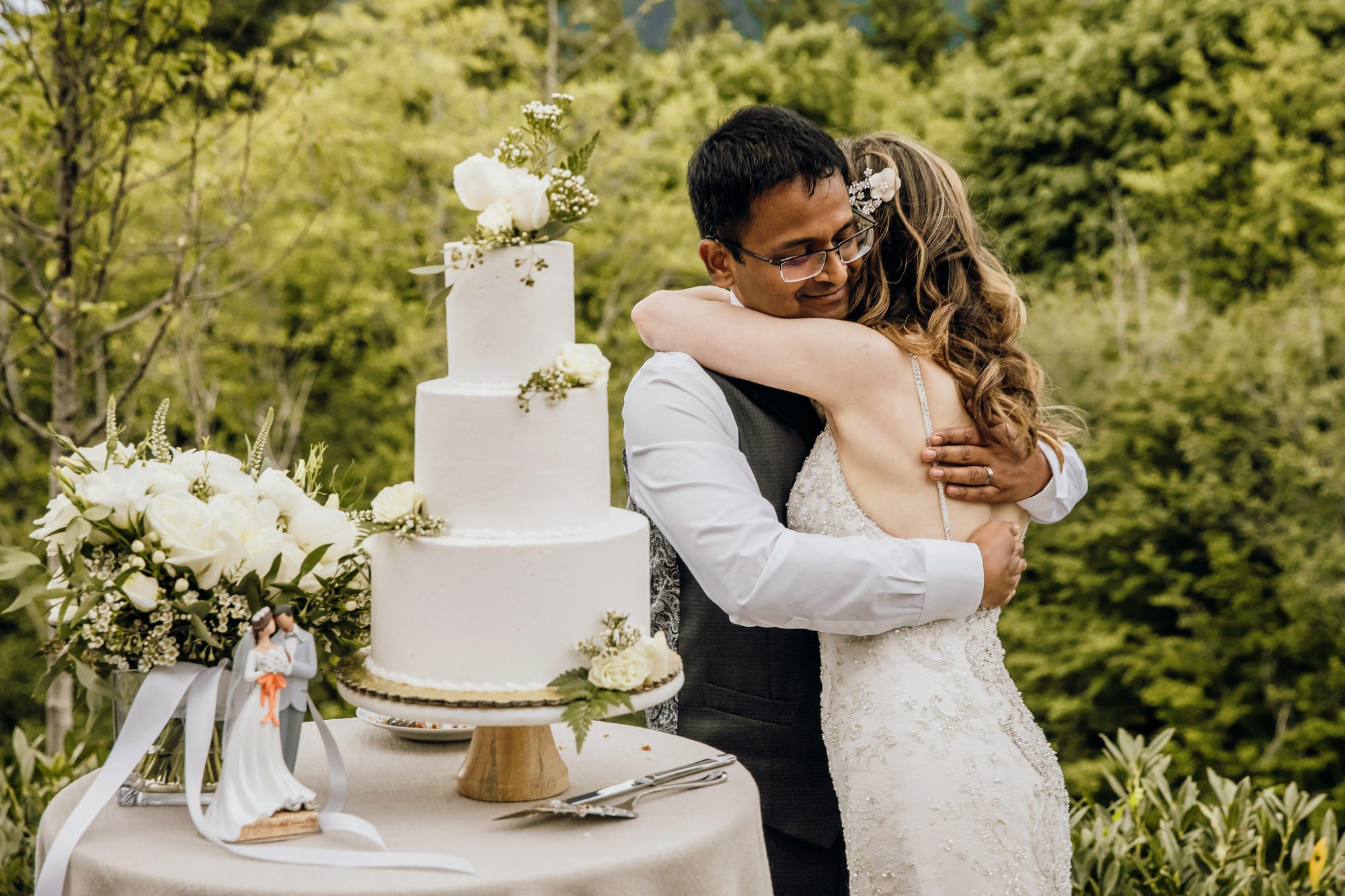 North Bend WA wedding by Snoqualmie Wedding Photographer James Thomas Long Photography