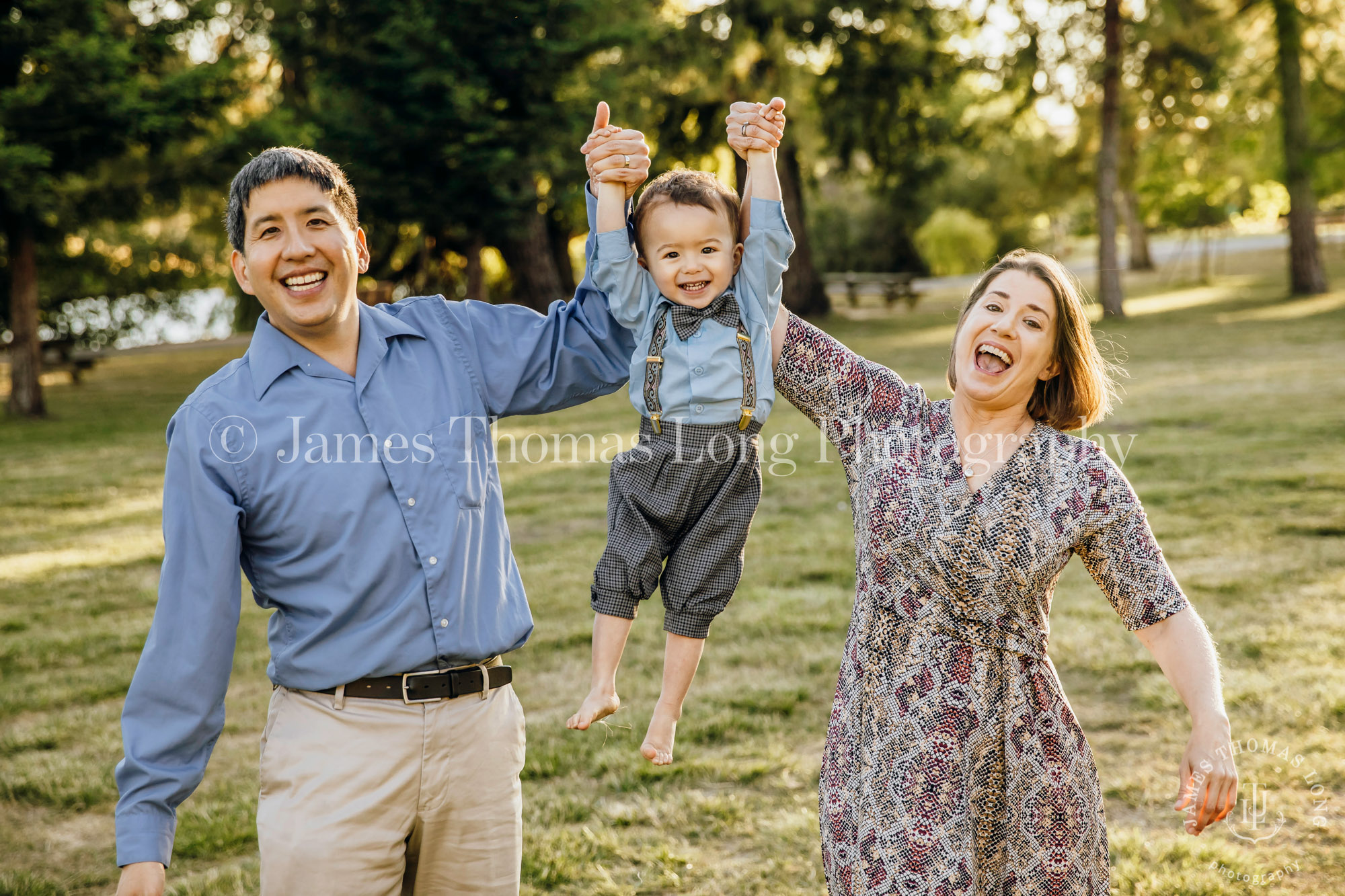 San FrBaby photography session by Snoqualmie family photographer James Thomas Long Photography