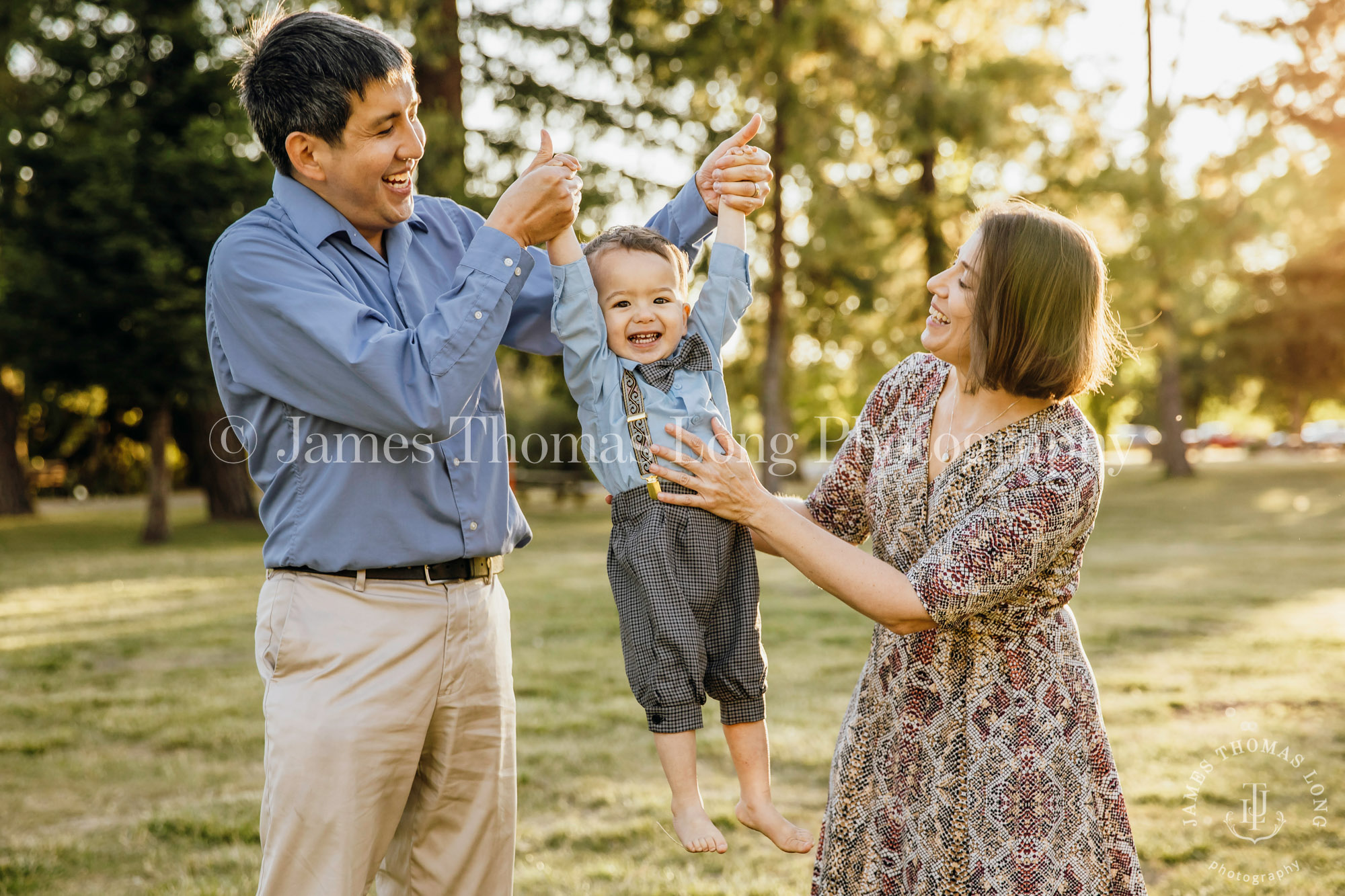 San FrBaby photography session by Snoqualmie family photographer James Thomas Long Photography