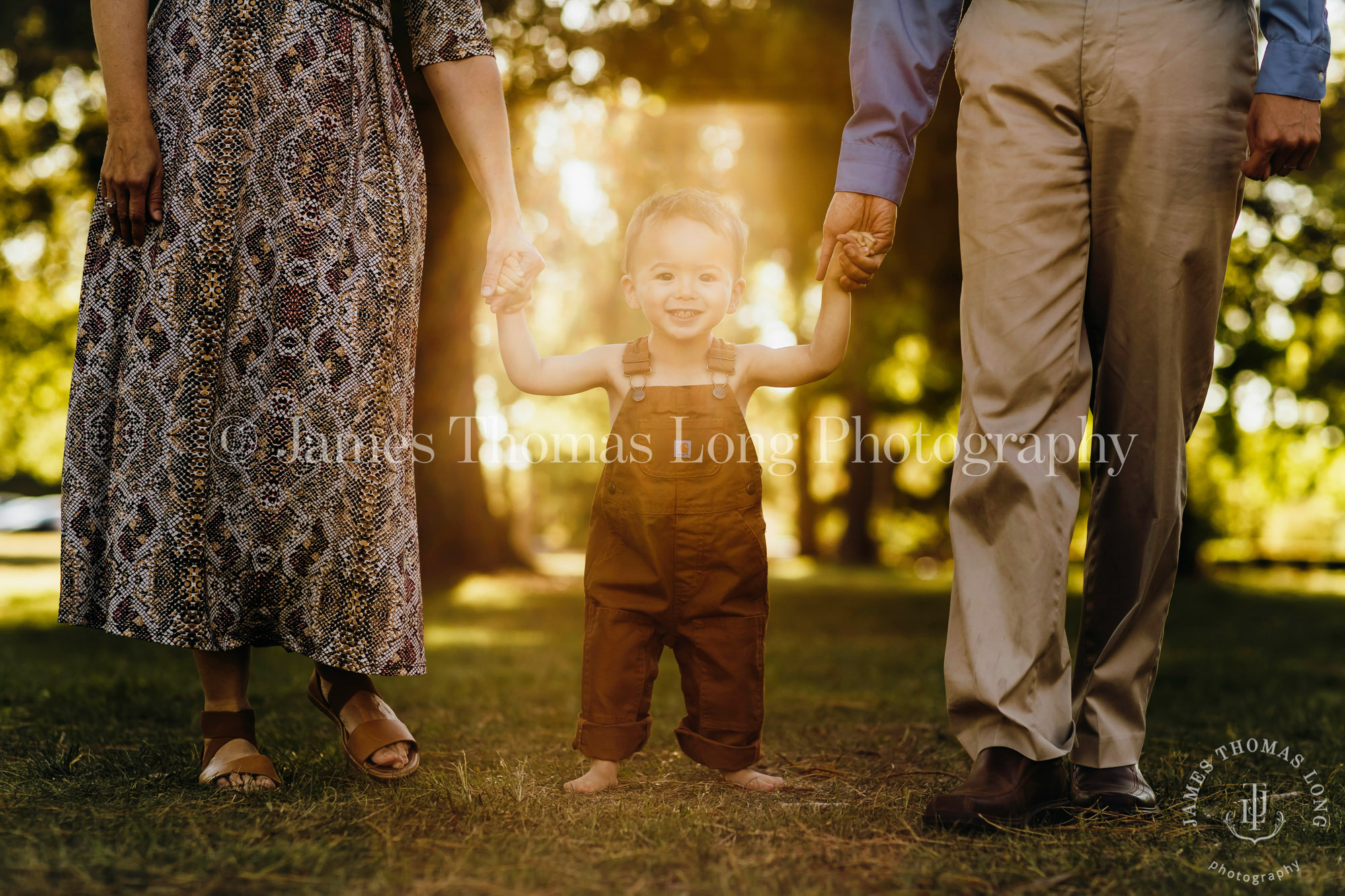 San FrBaby photography session by Snoqualmie family photographer James Thomas Long Photography