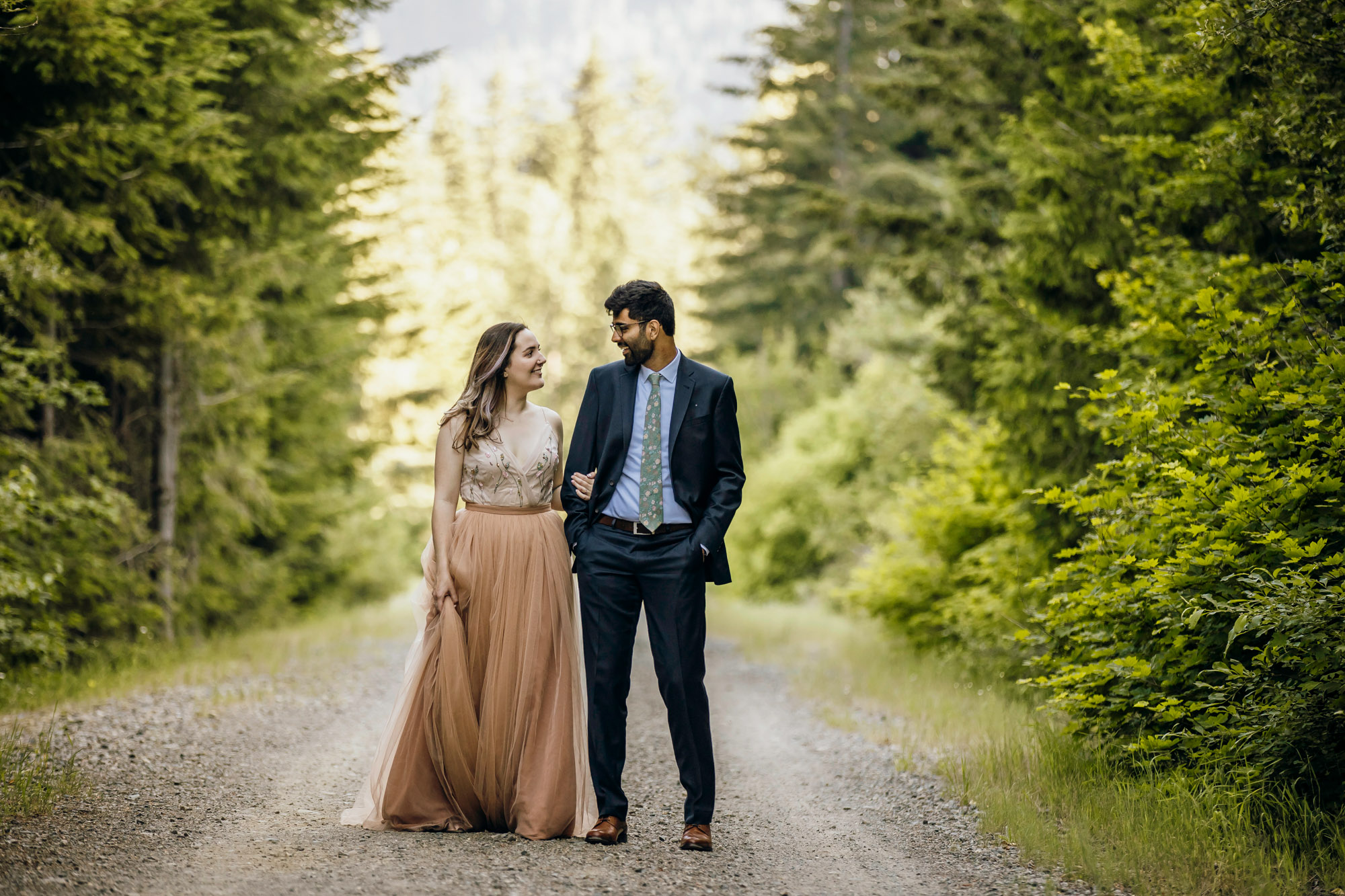 Cascade Mountain elopement by Snoqualmie wedding photographer James Thomas Long Photography