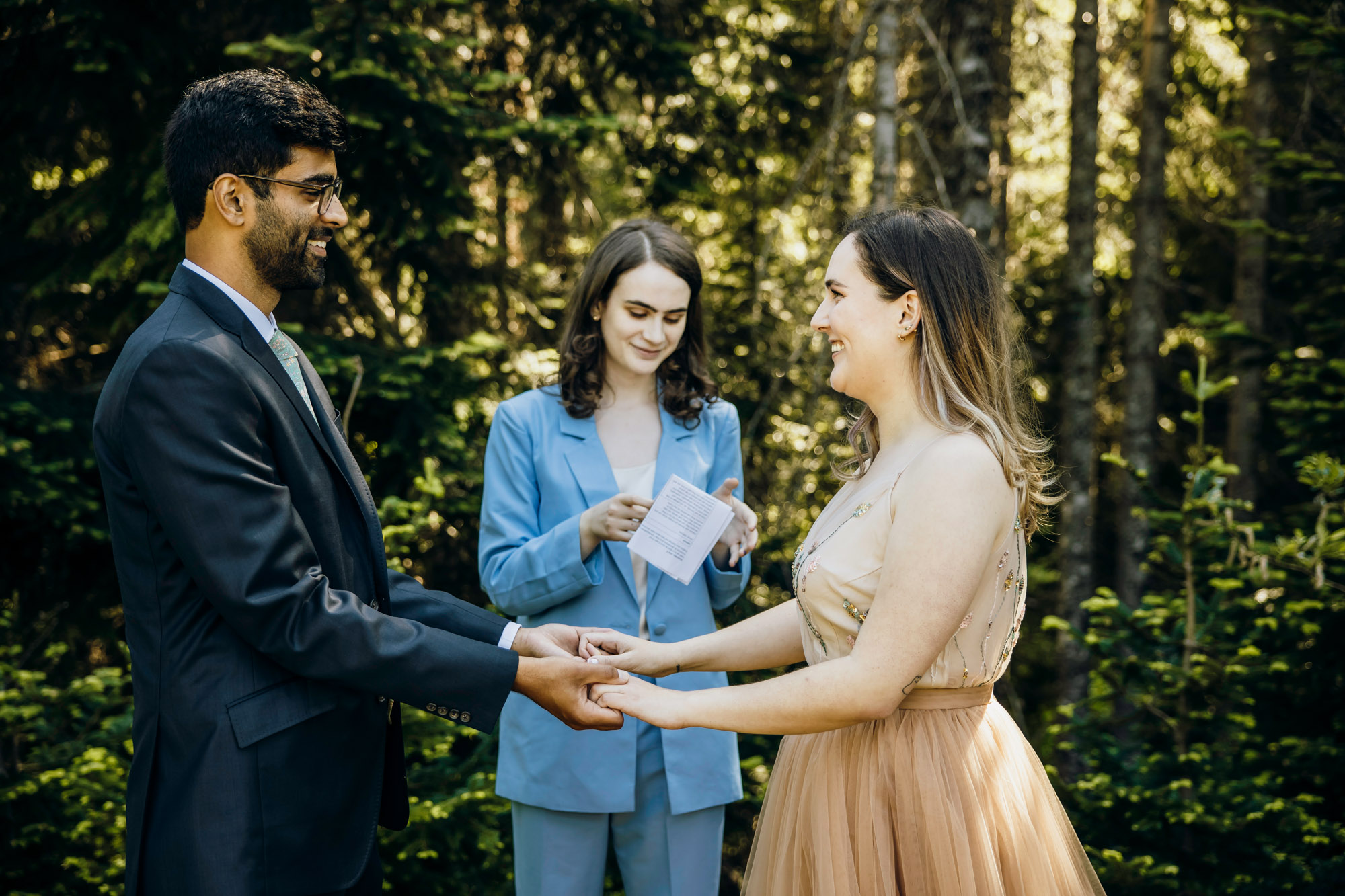 Cascade Mountain elopement by Snoqualmie wedding photographer James Thomas Long Photography