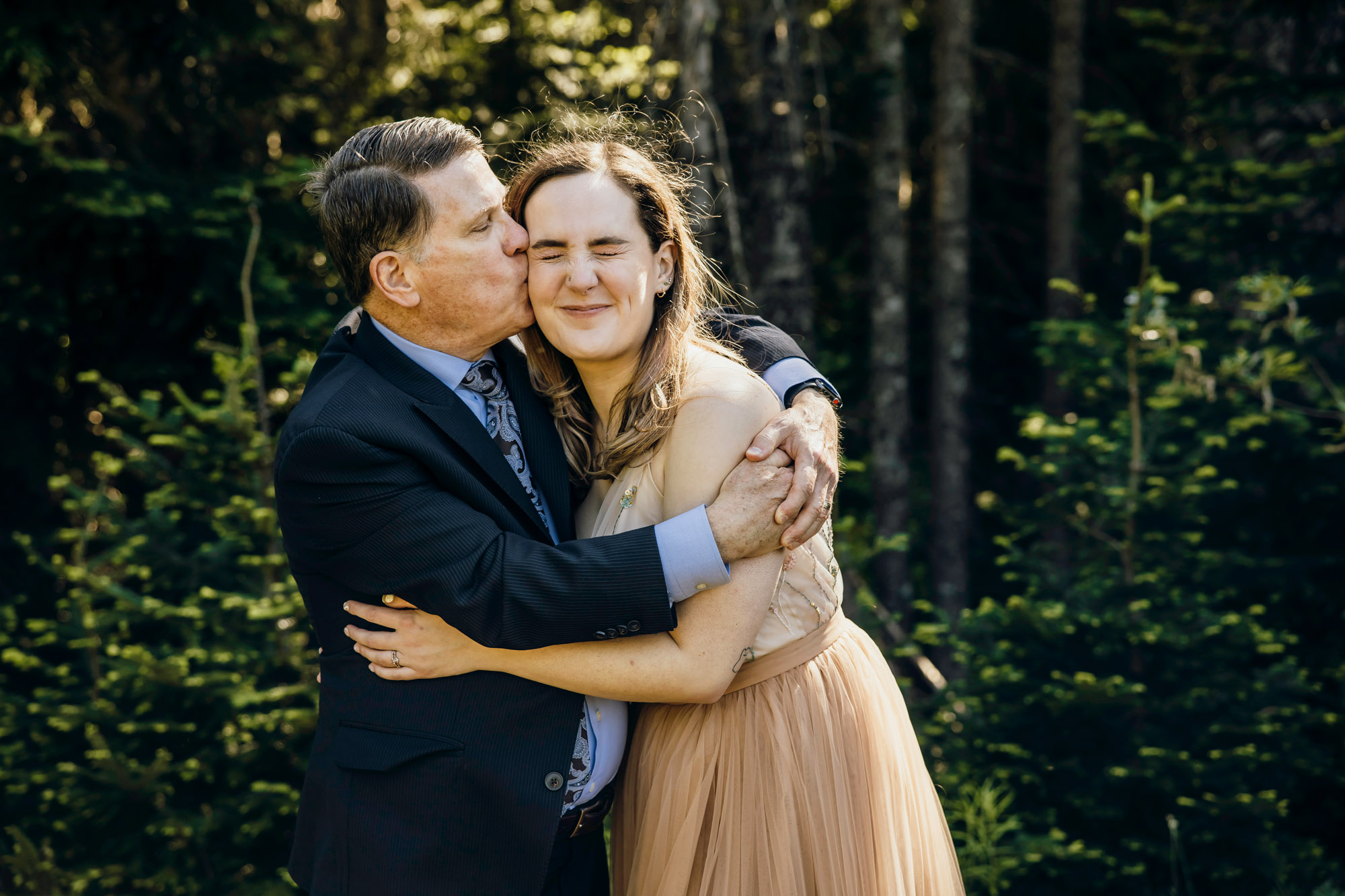 Cascade Mountain elopement by Snoqualmie wedding photographer James Thomas Long Photography