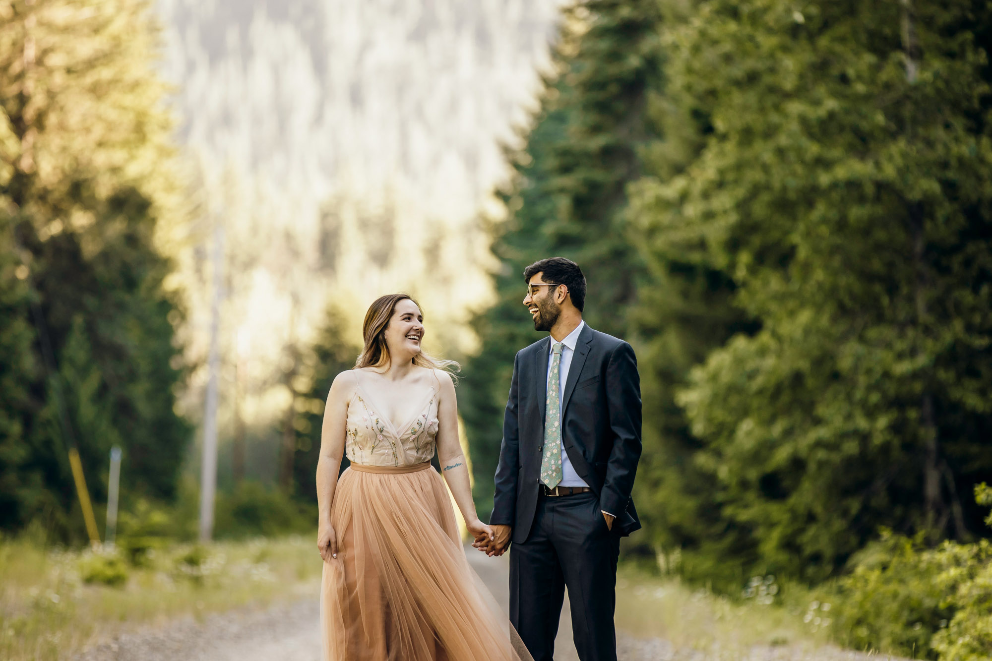 Cascade Mountain elopement by Snoqualmie wedding photographer James Thomas Long Photography