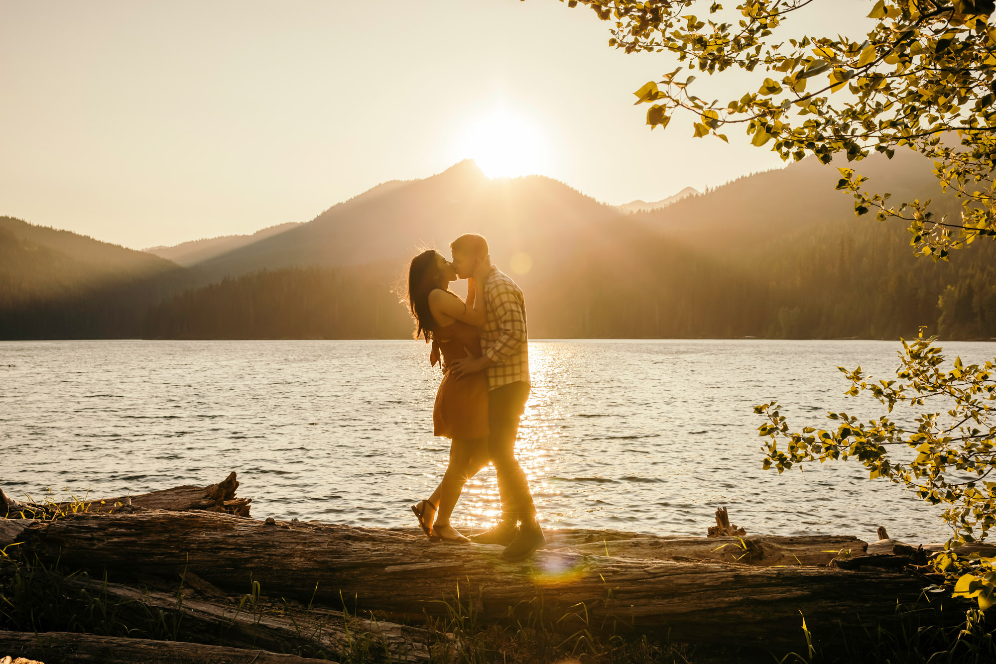 Snoqualmie Pass adventure engagement session by Snoqualmie wedding photographer James Thomas Long Photography