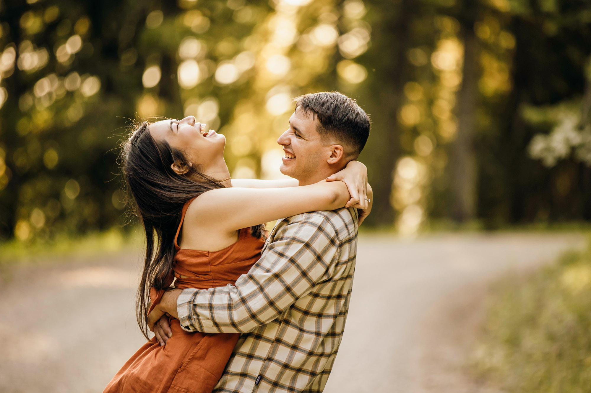 Snoqualmie Pass adventure engagement session by Snoqualmie wedding photographer James Thomas Long Photography