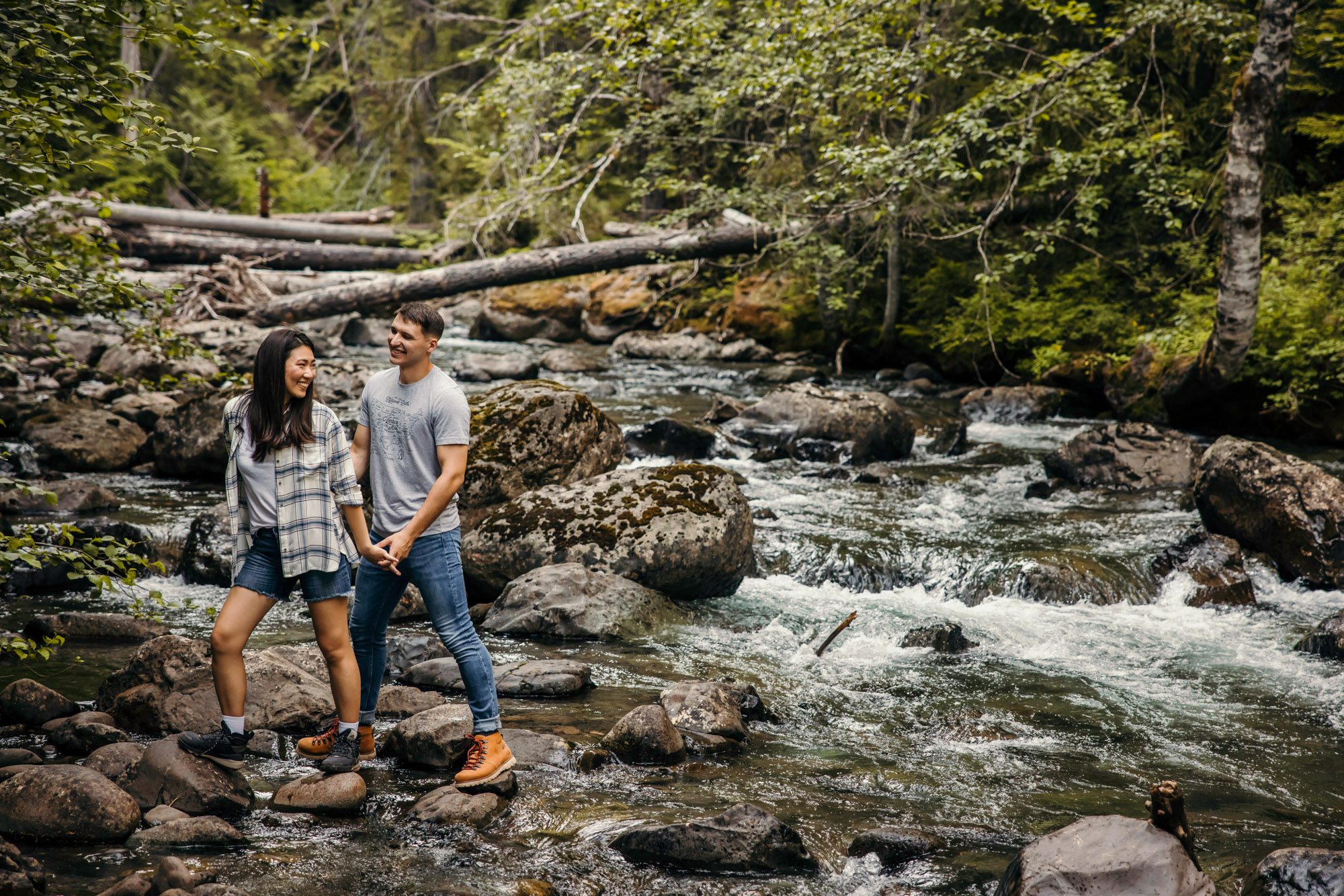 Snoqualmie Pass adventure engagement session by Snoqualmie wedding photographer James Thomas Long Photography