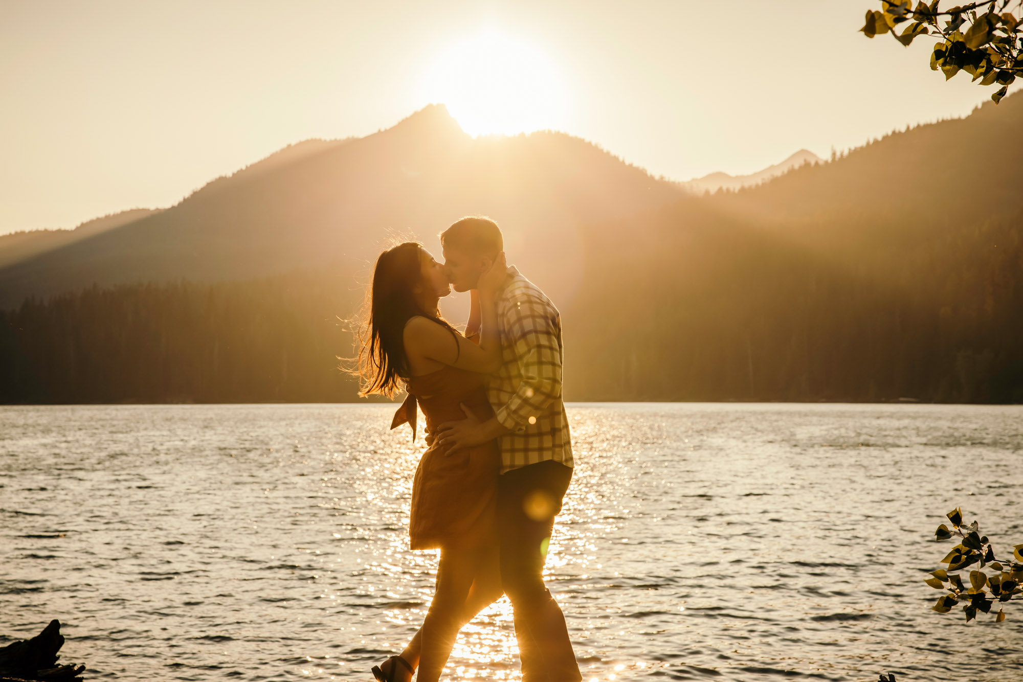 Snoqualmie Pass adventure engagement session by Snoqualmie wedding photographer James Thomas Long Photography