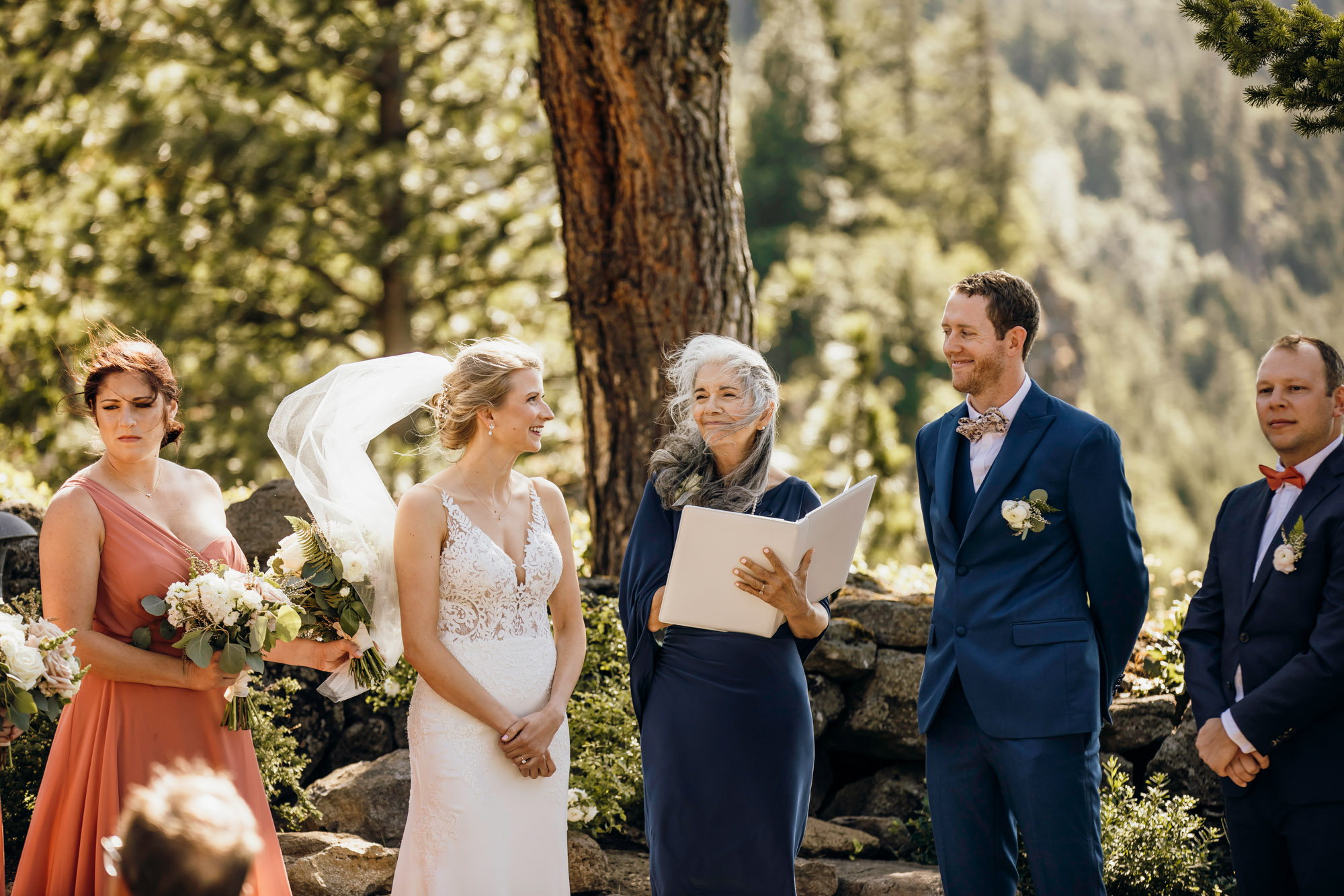 Griffin House, Hood River OR wedding by Snoqualmie wedding photographer James Thomas Long Photography