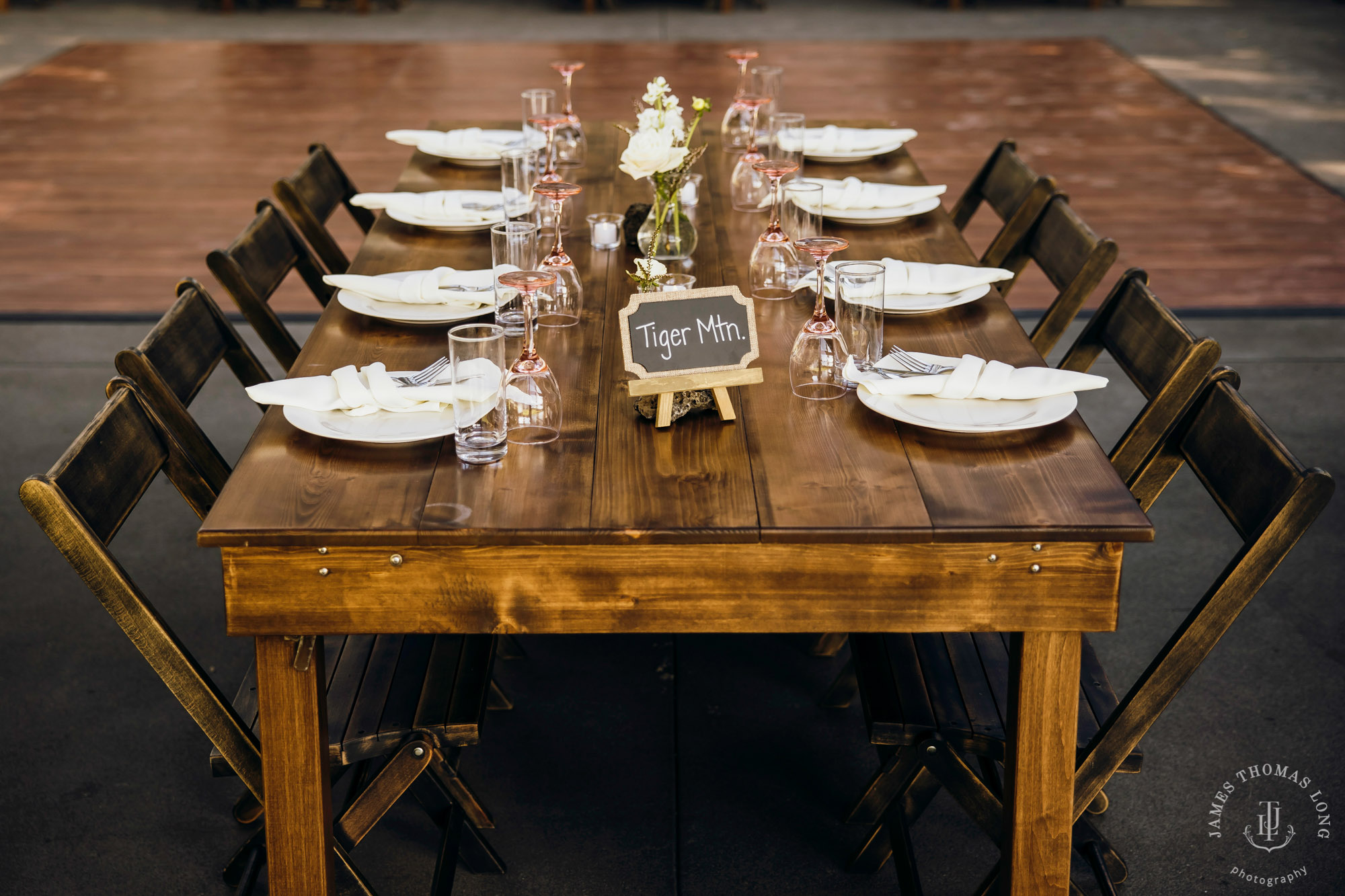 Griffin House, Hood River OR wedding by Snoqualmie wedding photographer James Thomas Long Photography