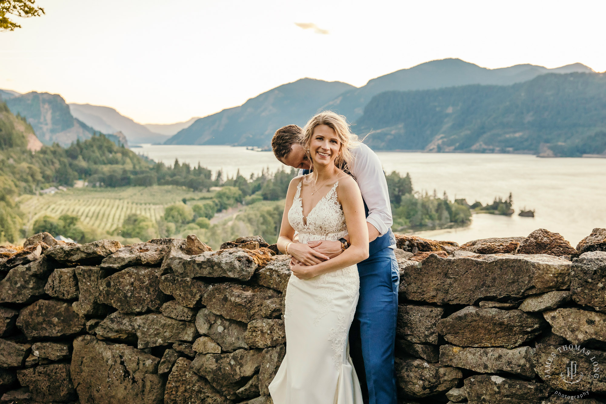 Griffin House, Hood River OR wedding by Snoqualmie wedding photographer James Thomas Long Photography