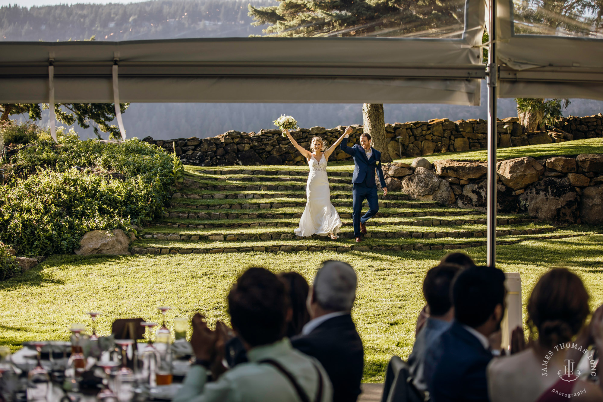 Griffin House, Hood River OR wedding by Snoqualmie wedding photographer James Thomas Long Photography