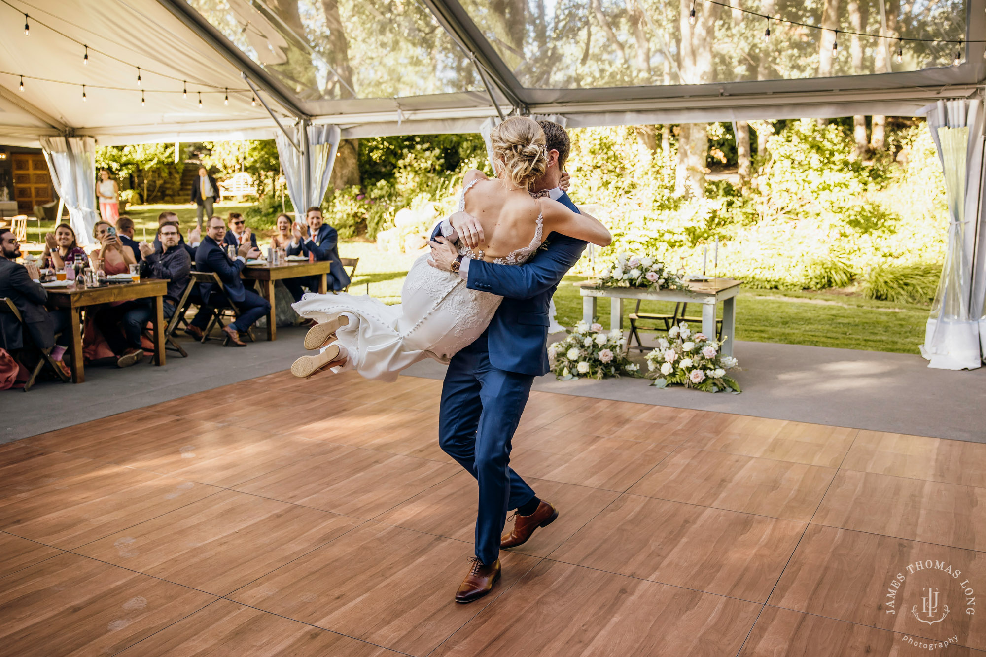 Griffin House, Hood River OR wedding by Snoqualmie wedding photographer James Thomas Long Photography