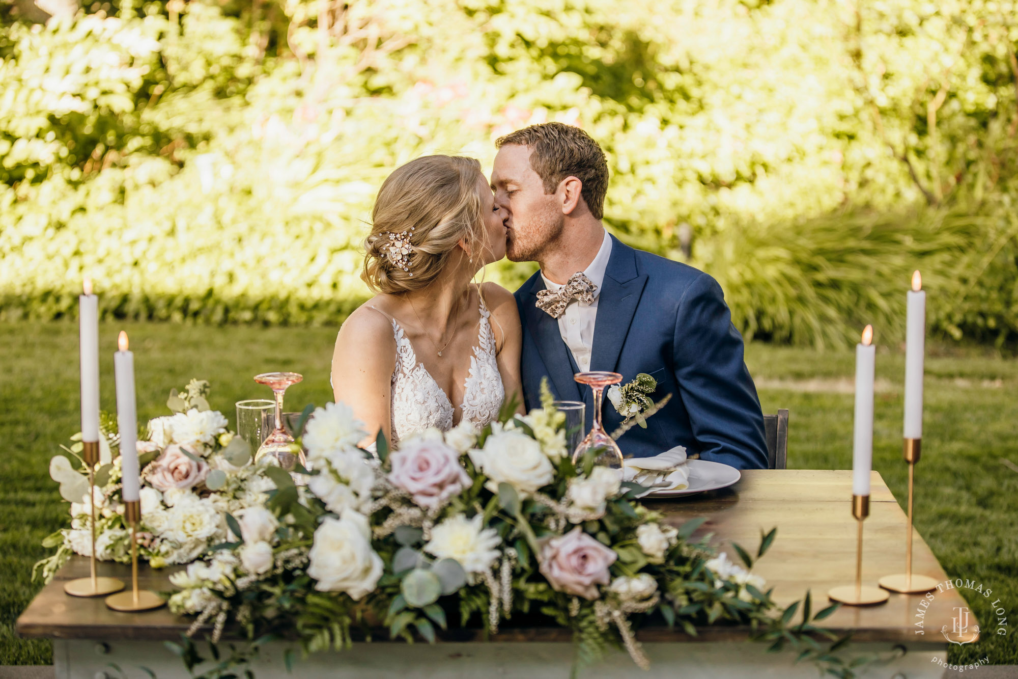 Griffin House, Hood River OR wedding by Snoqualmie wedding photographer James Thomas Long Photography