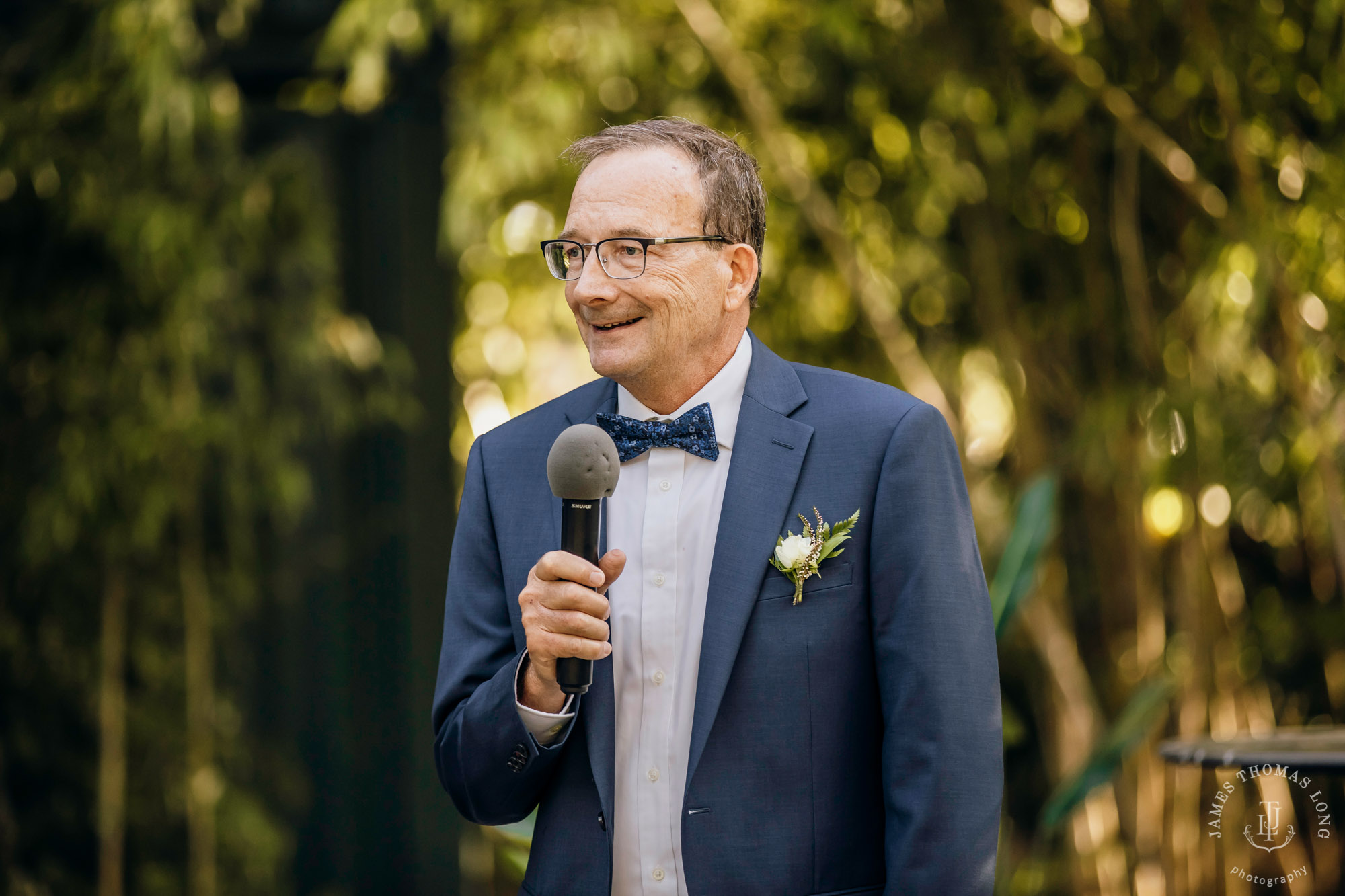 Griffin House, Hood River OR wedding by Snoqualmie wedding photographer James Thomas Long Photography