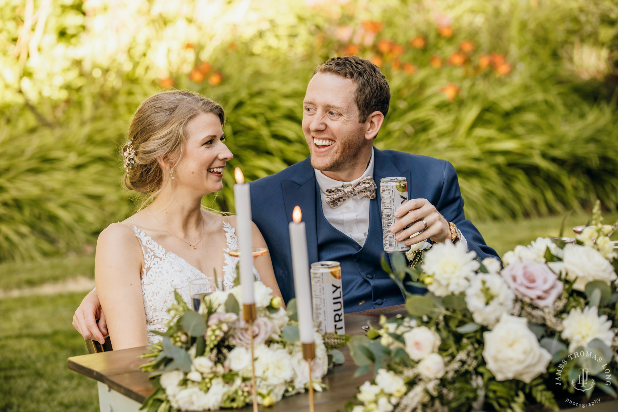 Griffin House, Hood River OR wedding by Snoqualmie wedding photographer James Thomas Long Photography