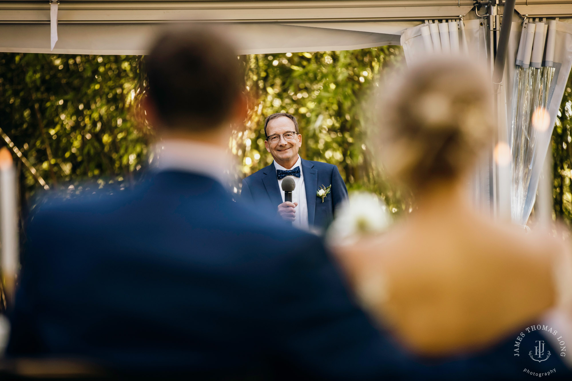 Griffin House, Hood River OR wedding by Snoqualmie wedding photographer James Thomas Long Photography