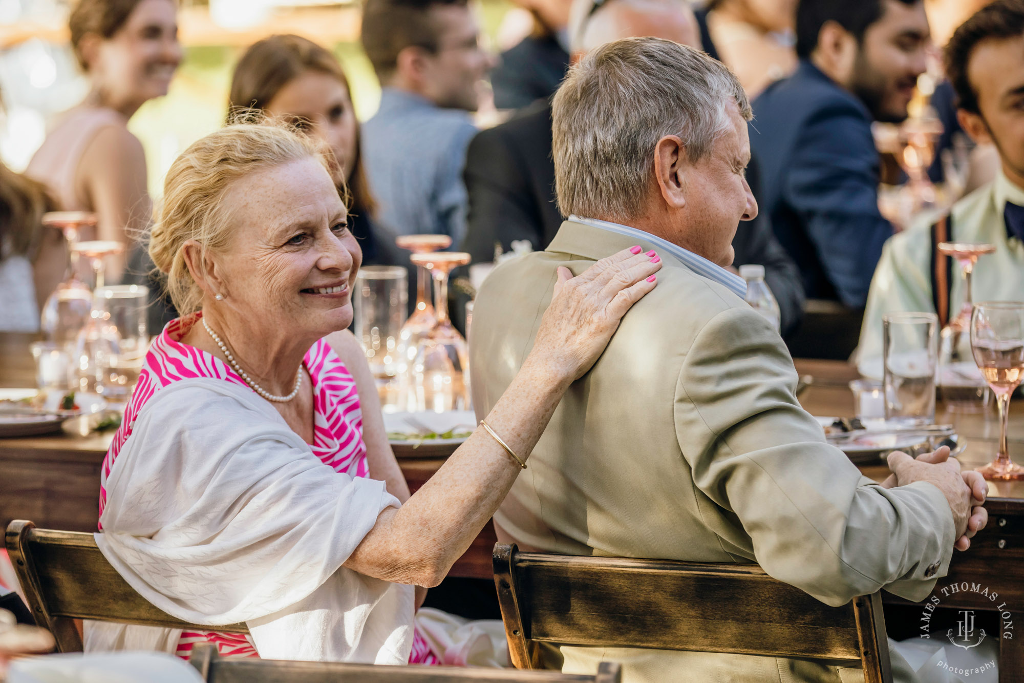 Griffin House, Hood River OR wedding by Snoqualmie wedding photographer James Thomas Long Photography