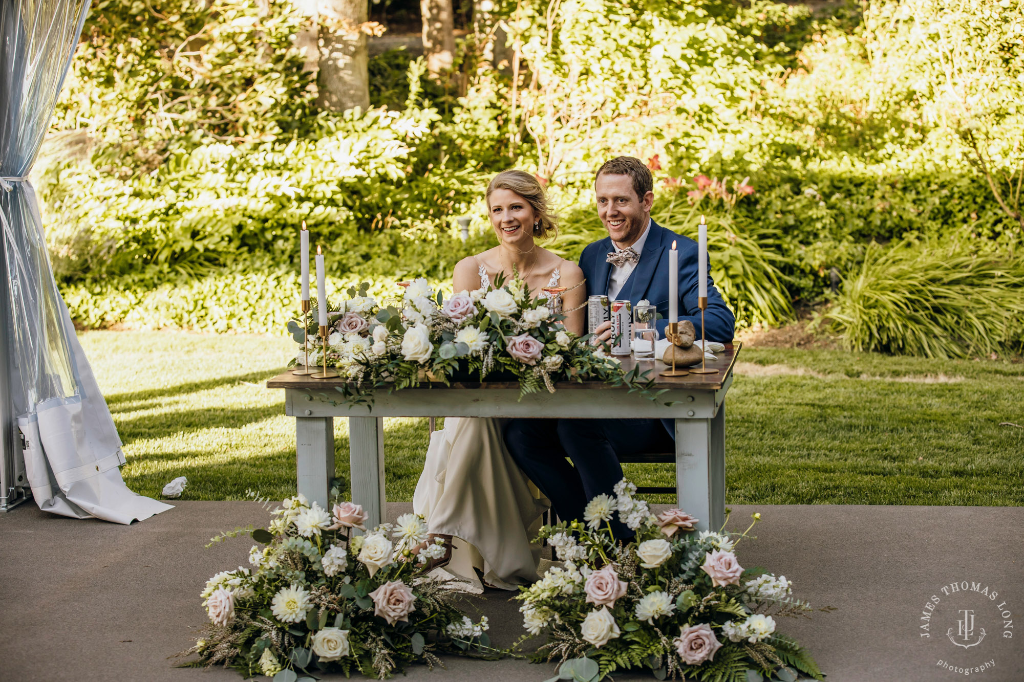 Griffin House, Hood River OR wedding by Snoqualmie wedding photographer James Thomas Long Photography