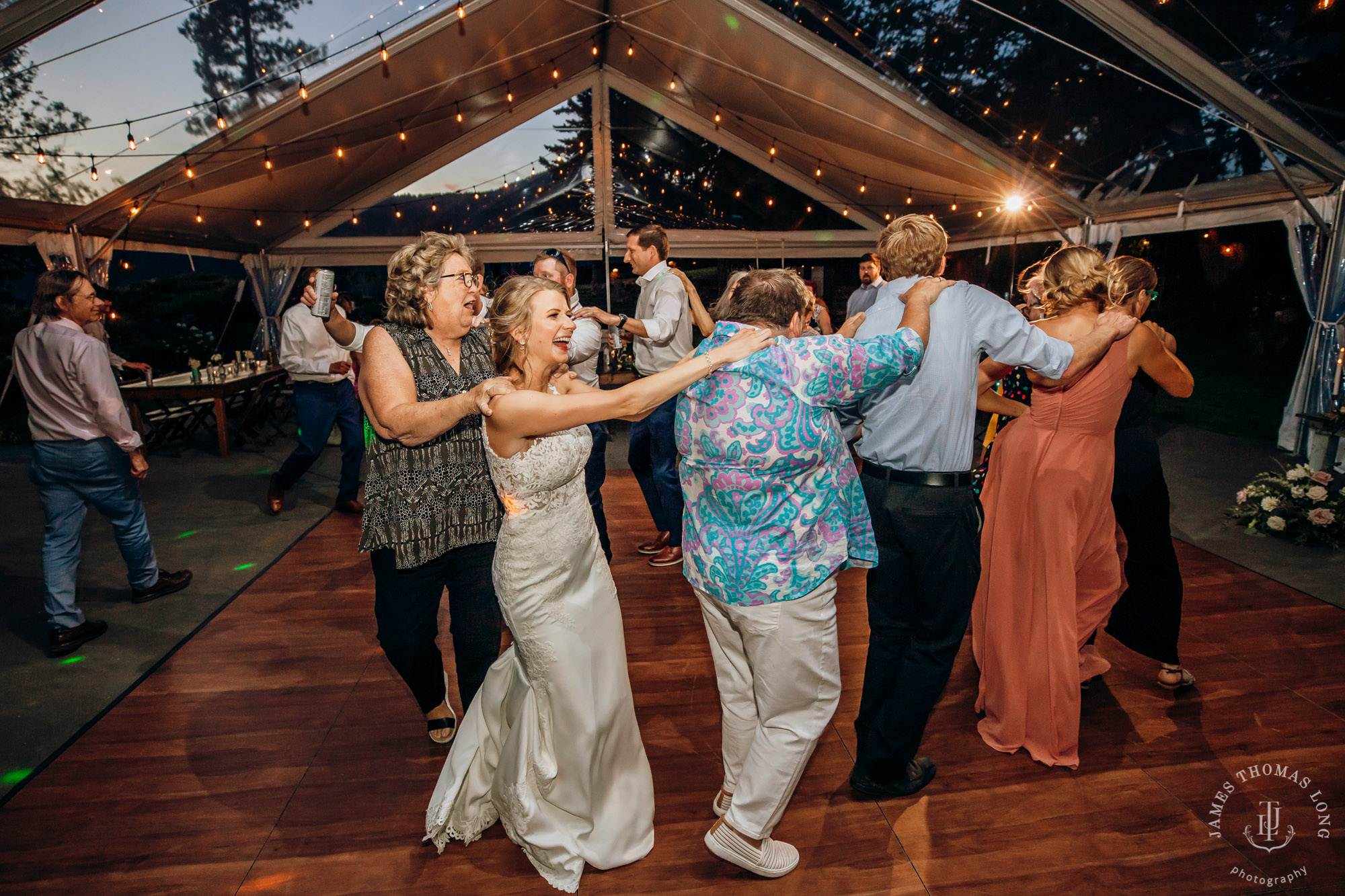 Griffin House, Hood River OR wedding by Snoqualmie wedding photographer James Thomas Long Photography