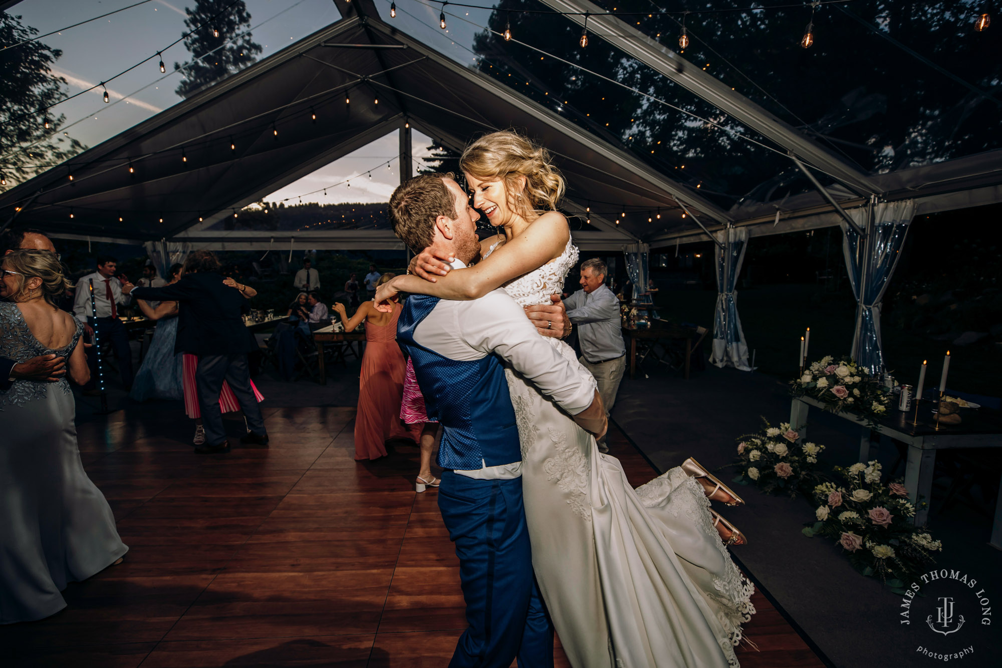 Griffin House, Hood River OR wedding by Snoqualmie wedding photographer James Thomas Long Photography