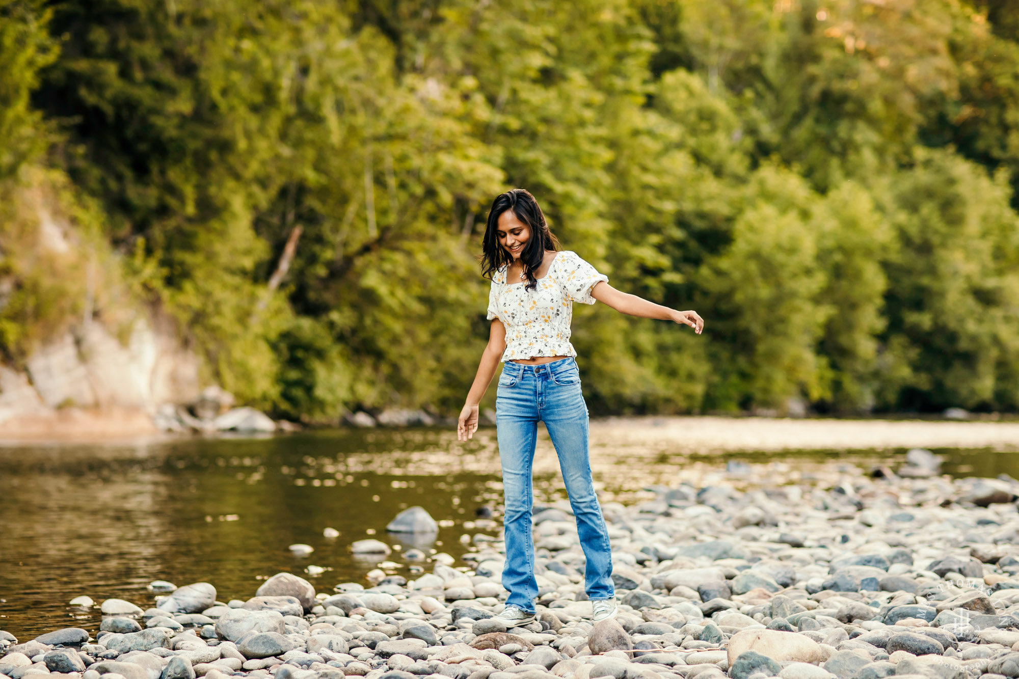 Senior portrait session by Snoqualmie senior portrait photographer James Thomas Long Photography