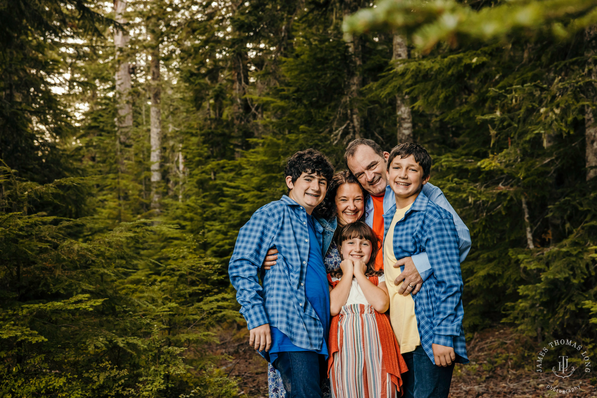 Seattle Cascade Mountain Mount Rainier family session by James Thomas Long Photography