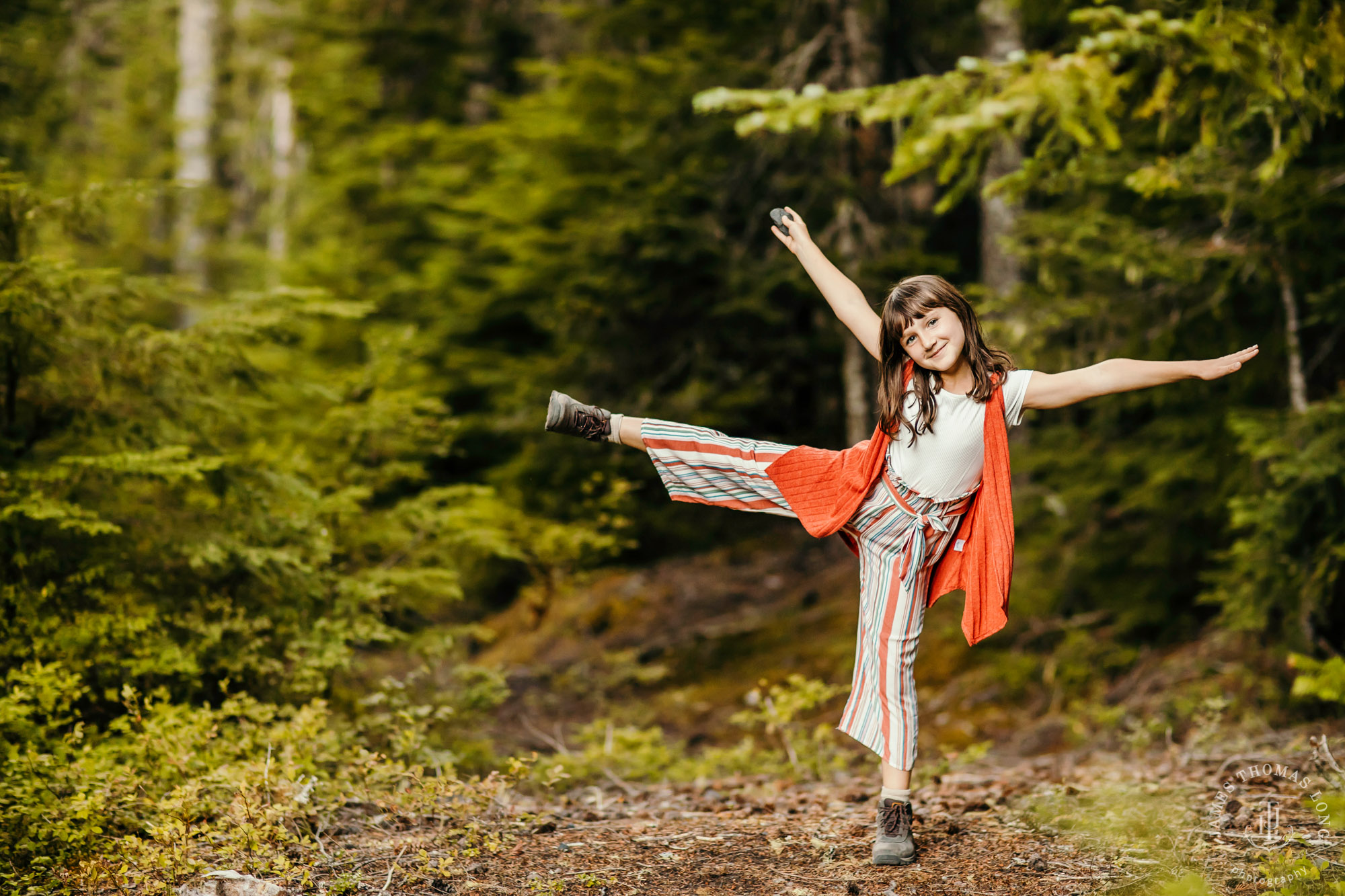 Seattle Cascade Mountain Mount Rainier family session by James Thomas Long Photography