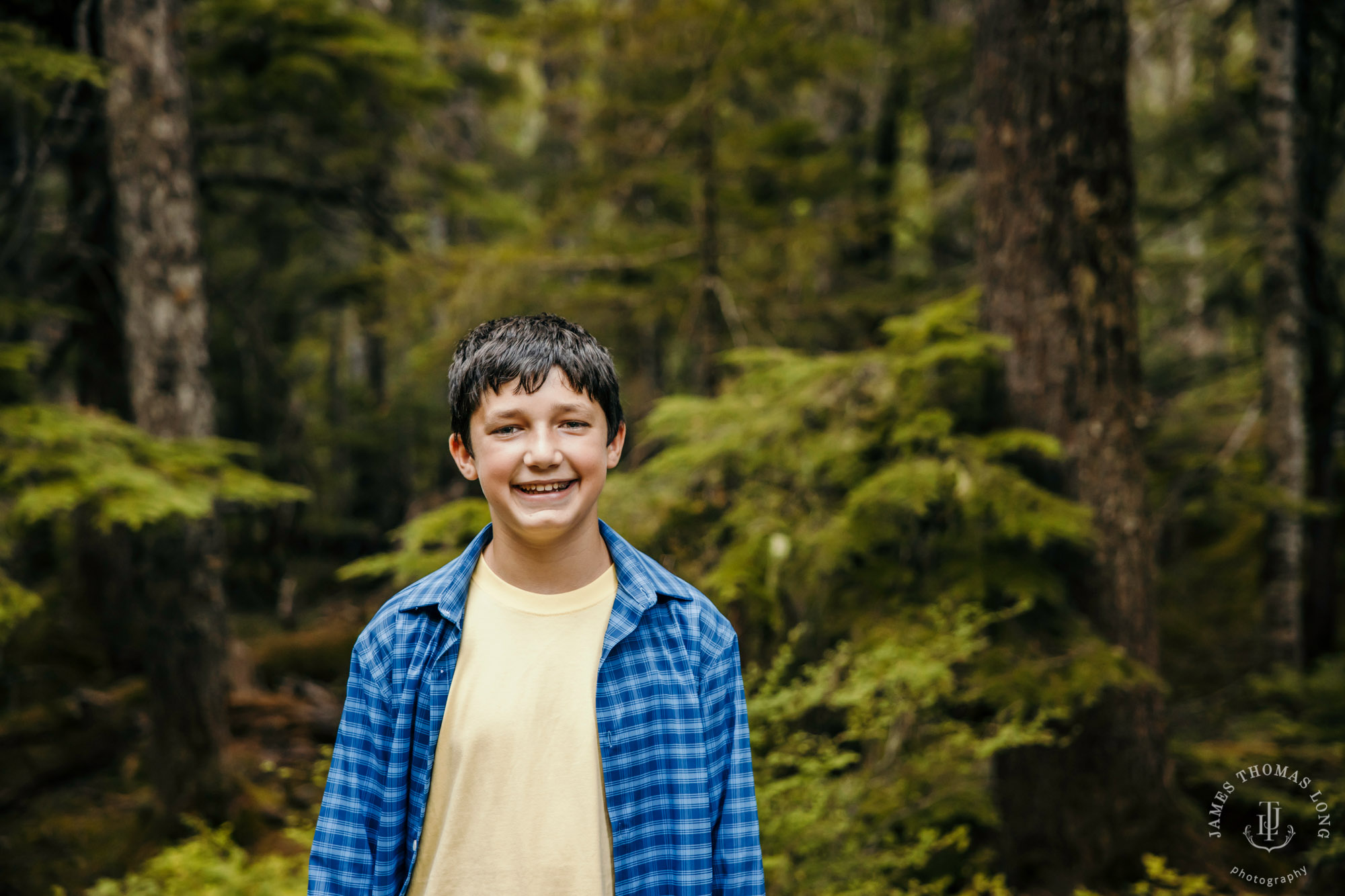 Seattle Cascade Mountain Mount Rainier family session by James Thomas Long Photography