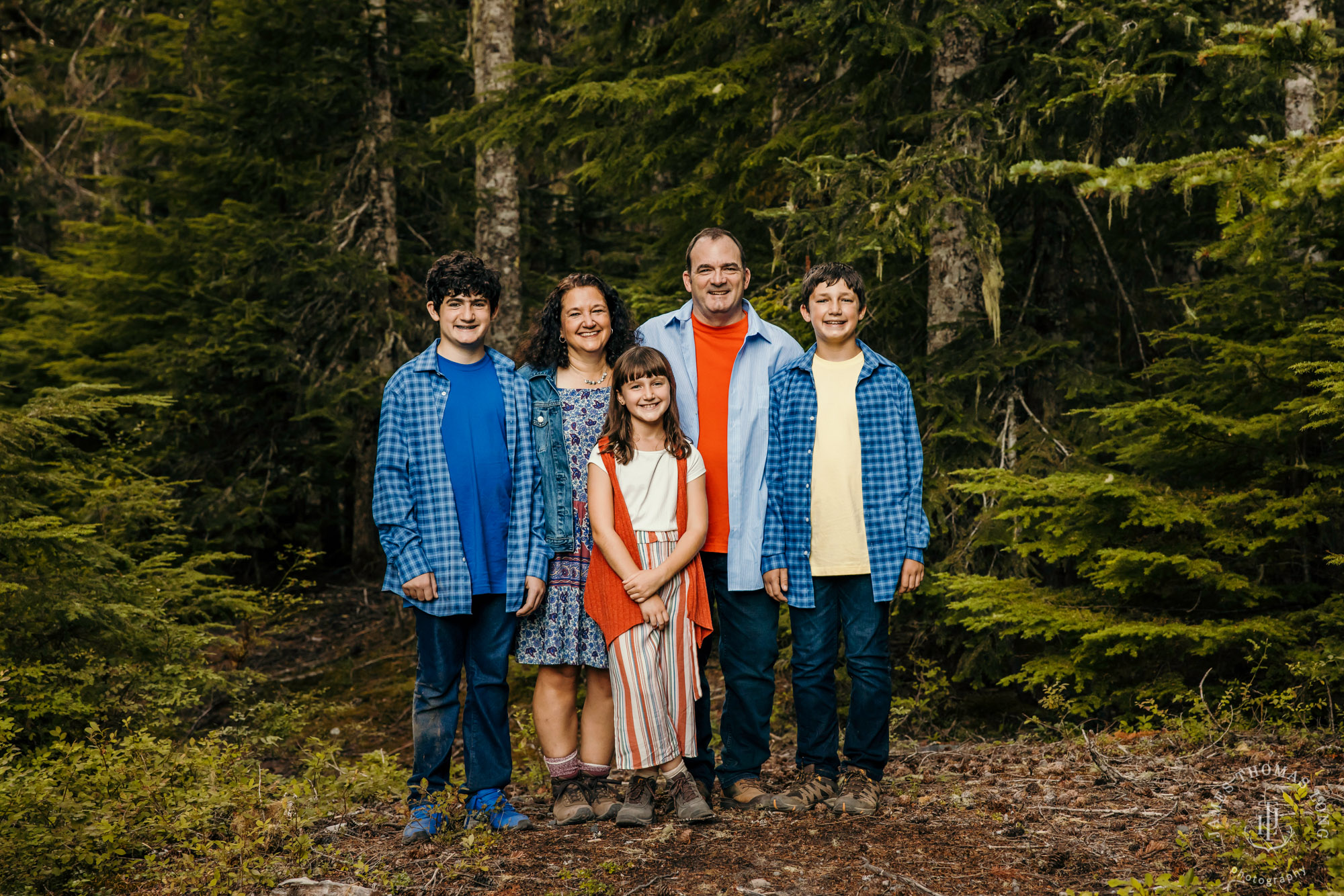 Seattle Cascade Mountain Mount Rainier family session by James Thomas Long Photography