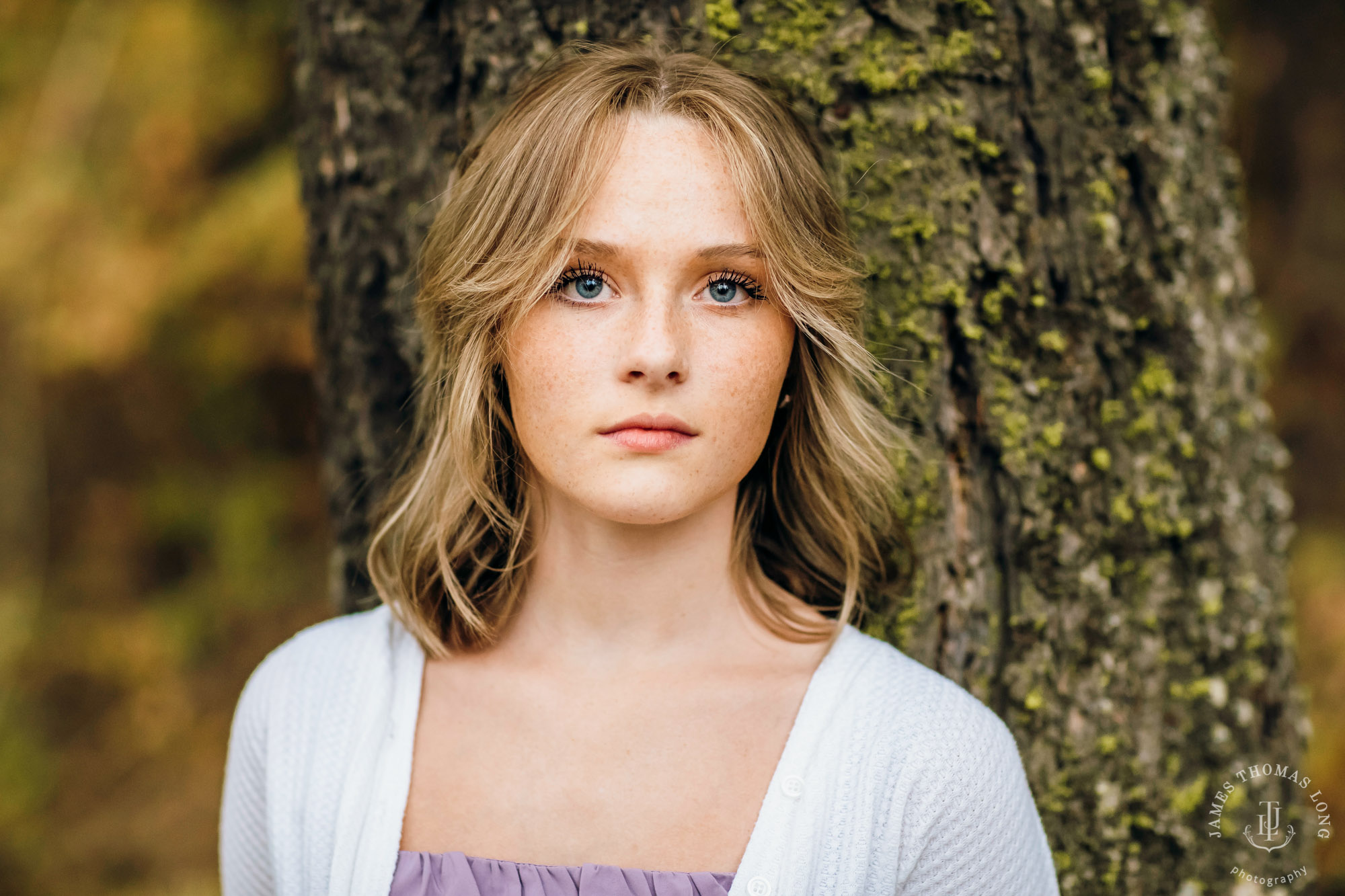 Large family photography session by Snoqualmie Family Photographer James Thomas Long Photography