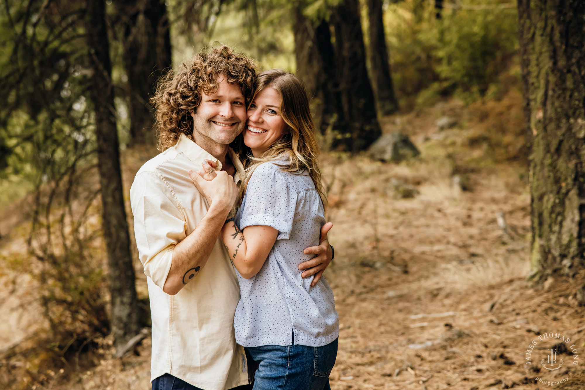 Large family photography session by Snoqualmie Family Photographer James Thomas Long Photography