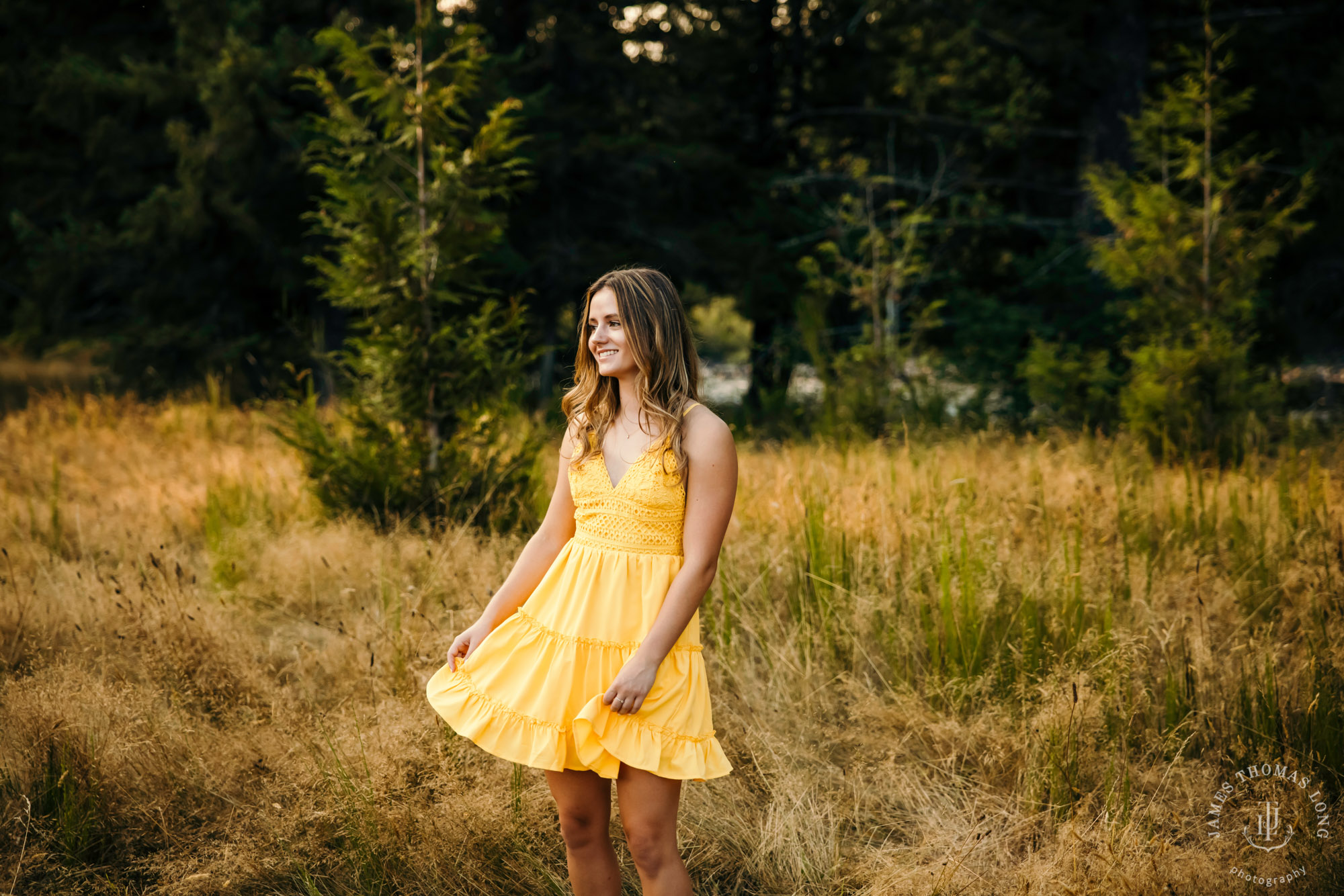 Issaquah senior portrait session by Snoqualmie senior portrait photographer James Thomas Long Photography