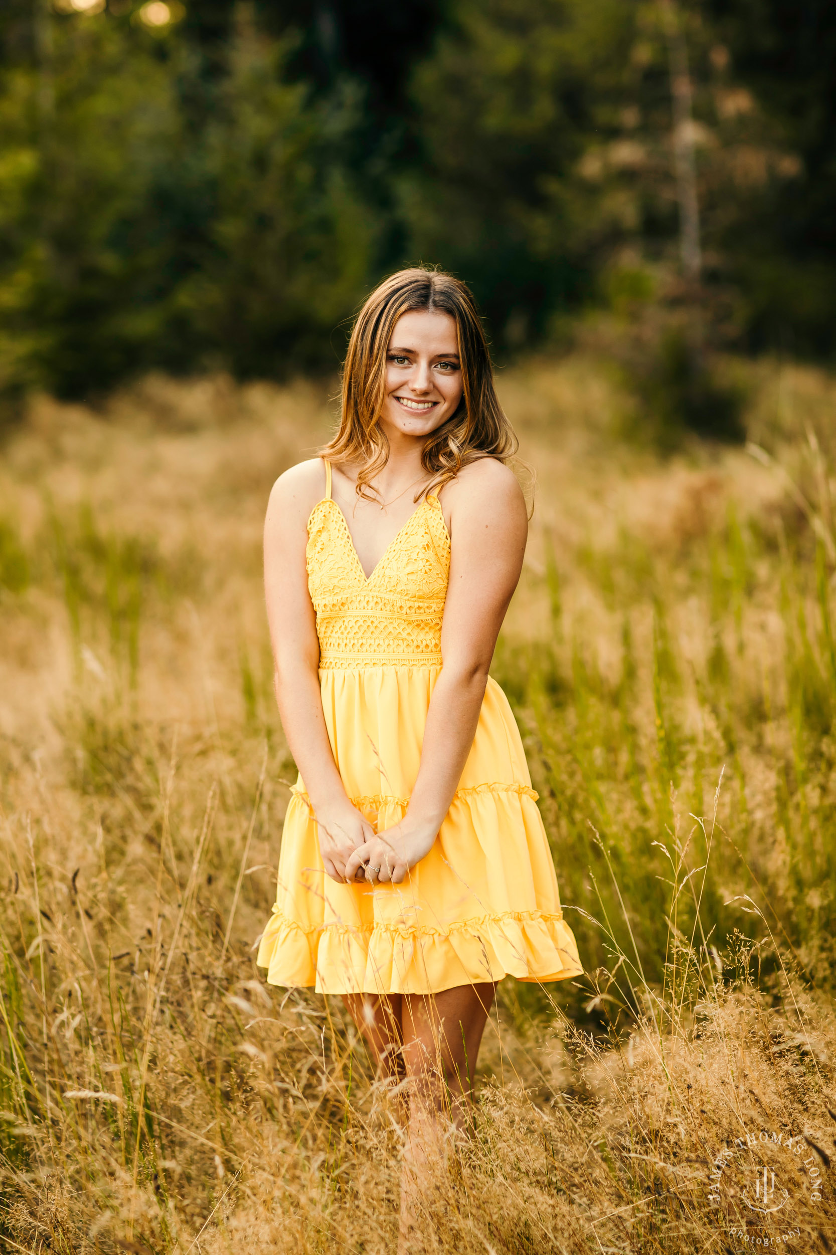 Issaquah senior portrait session by Snoqualmie senior portrait photographer James Thomas Long Photography