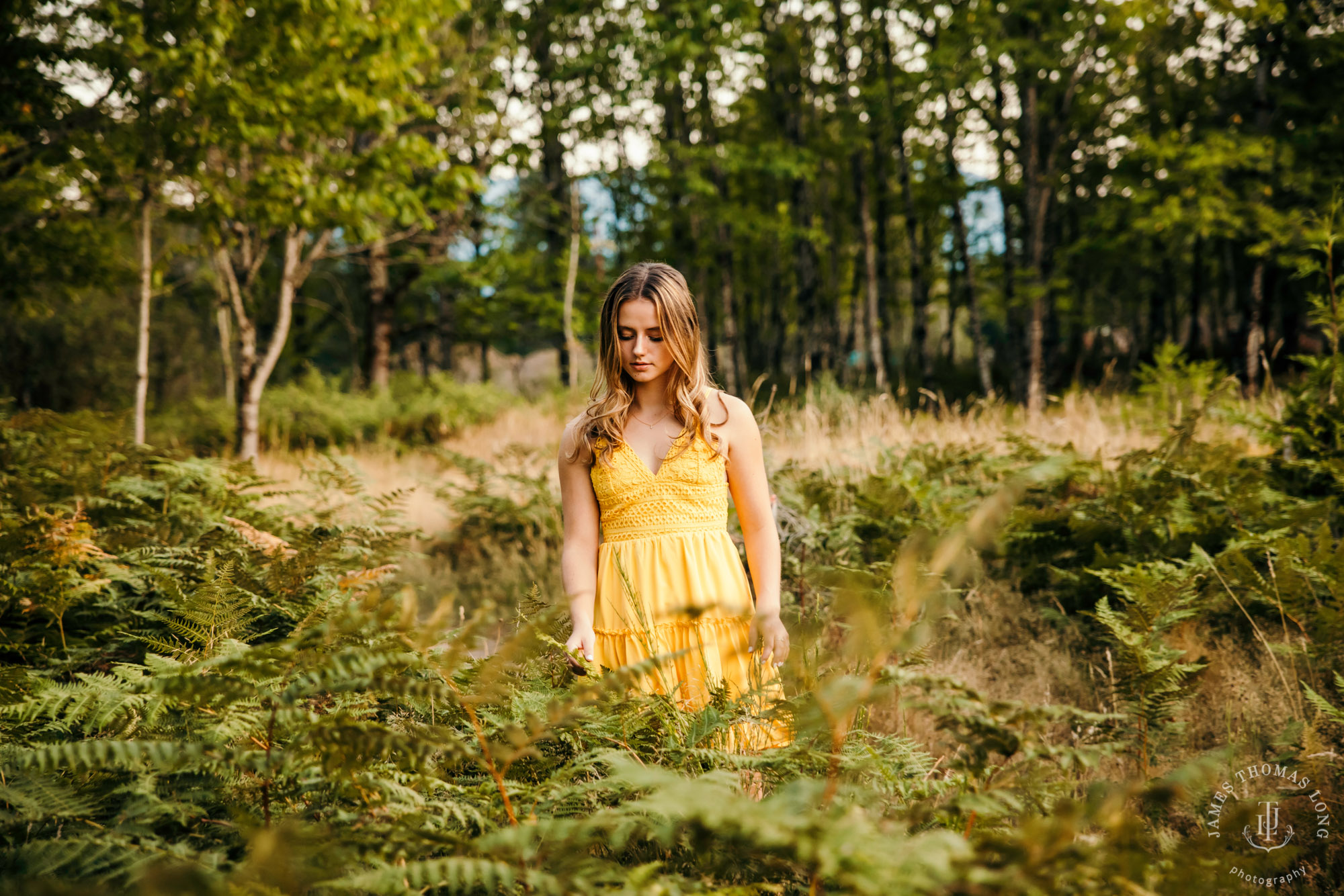 Issaquah senior portrait session by Snoqualmie senior portrait photographer James Thomas Long Photography